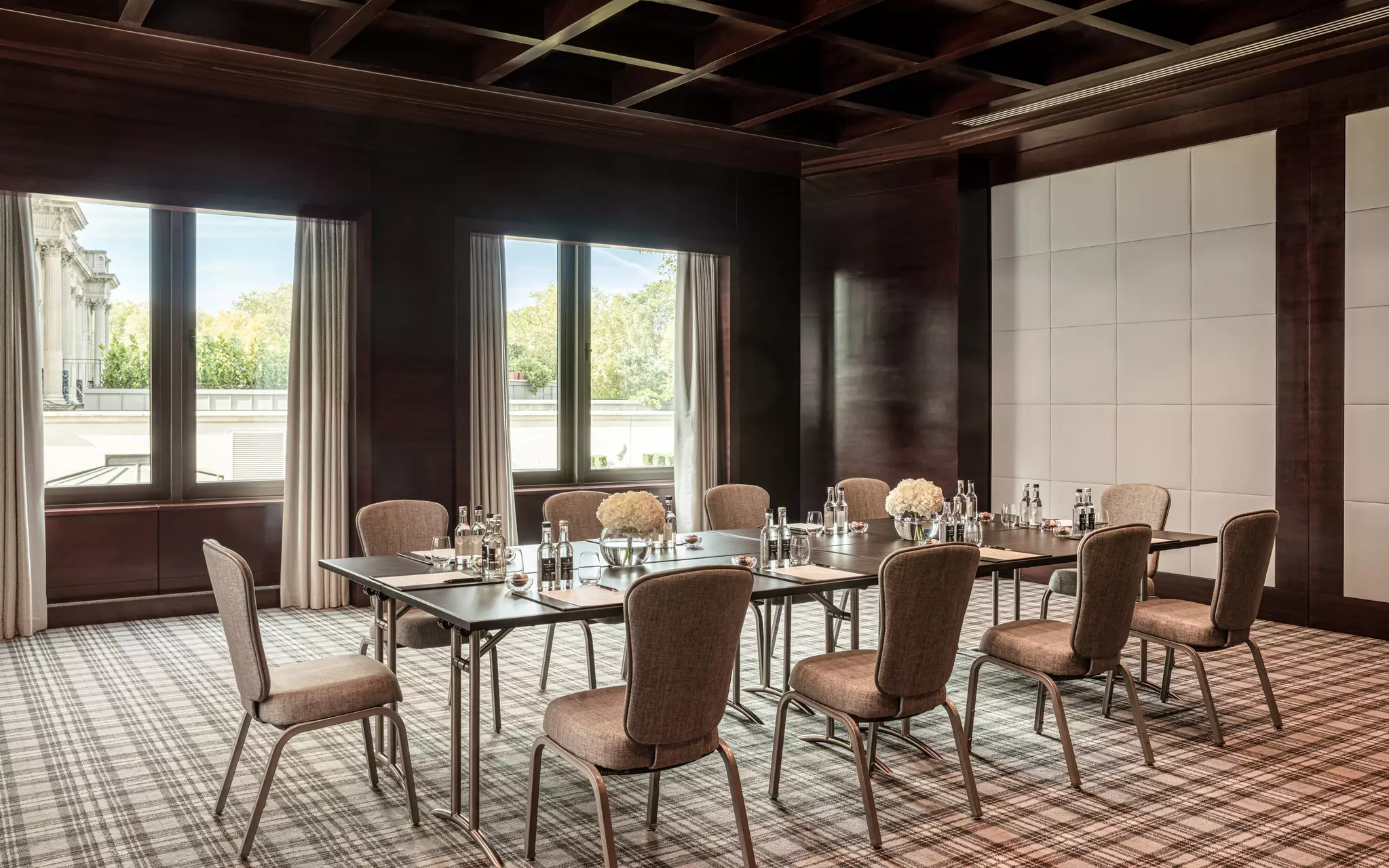 هتل Four Seasons London at Park Lane لندن