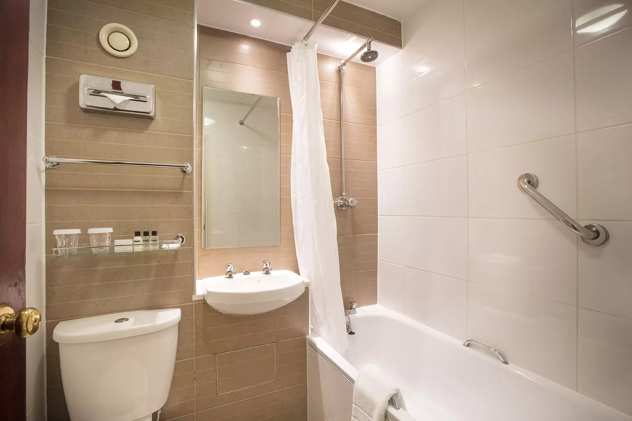 هتل Thistle London Heathrow Terminal 5 هیترو