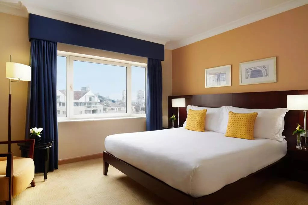 Alibaba https://cdn.alibaba.ir/ostorage/hotel-accommodation-images/69f1c250eb1ae654aaa463fc_London-The-Chelsea-Harbour-Hotel-1.webp