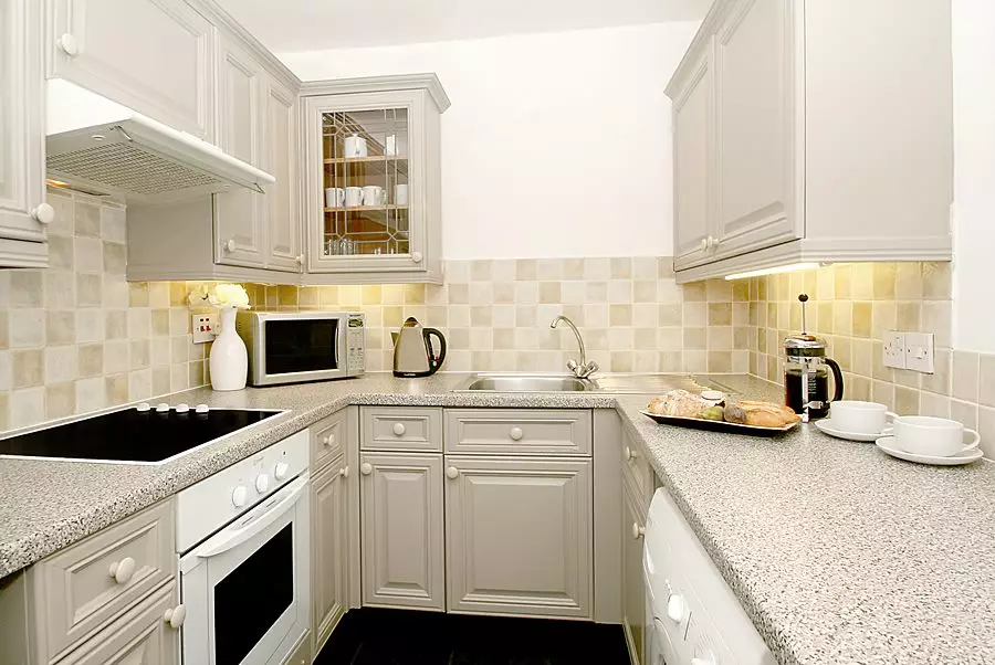 هتل Collingham Serviced Apartments لندن