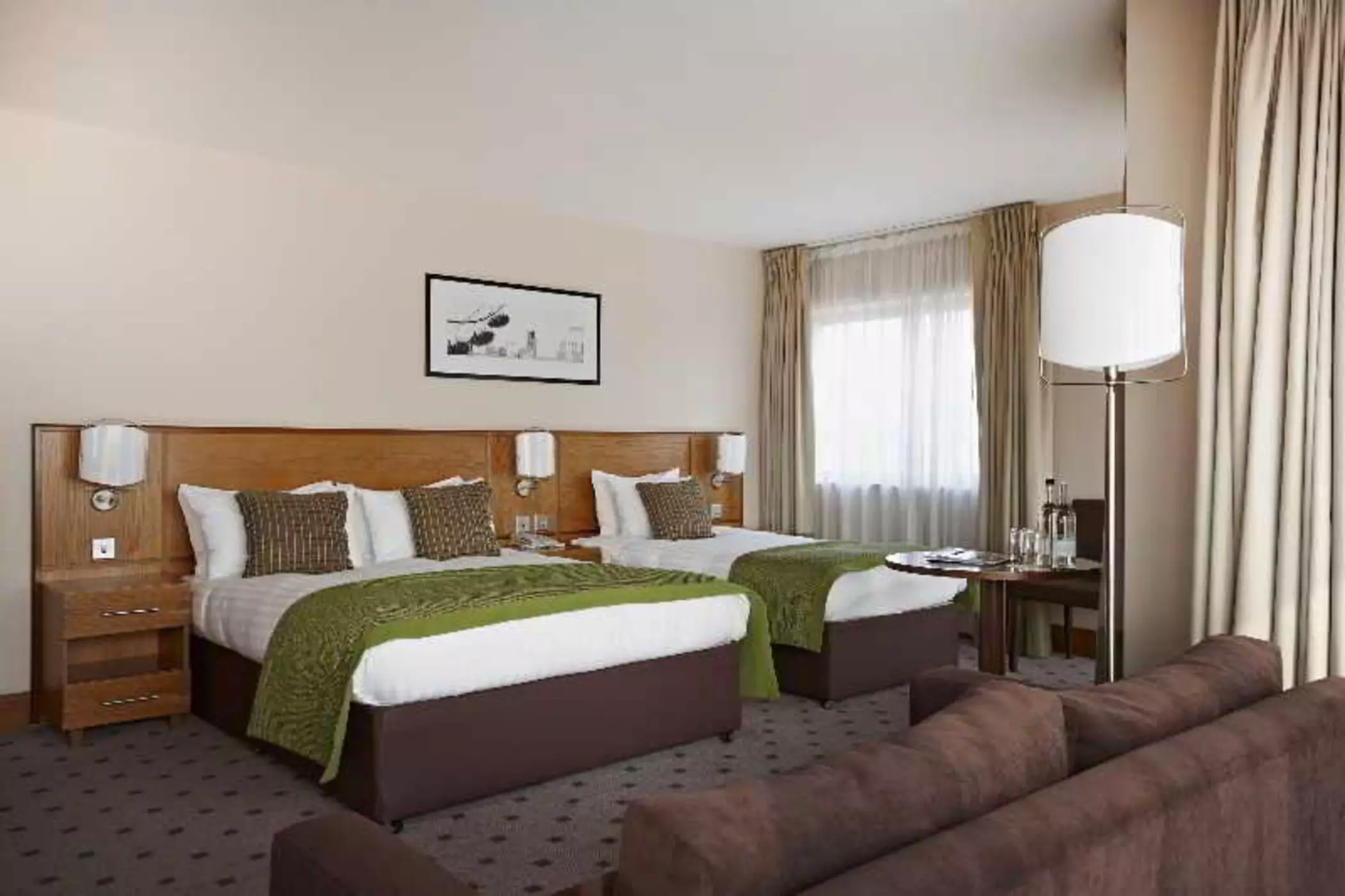 هتل Clayton Crown Hotel لندن