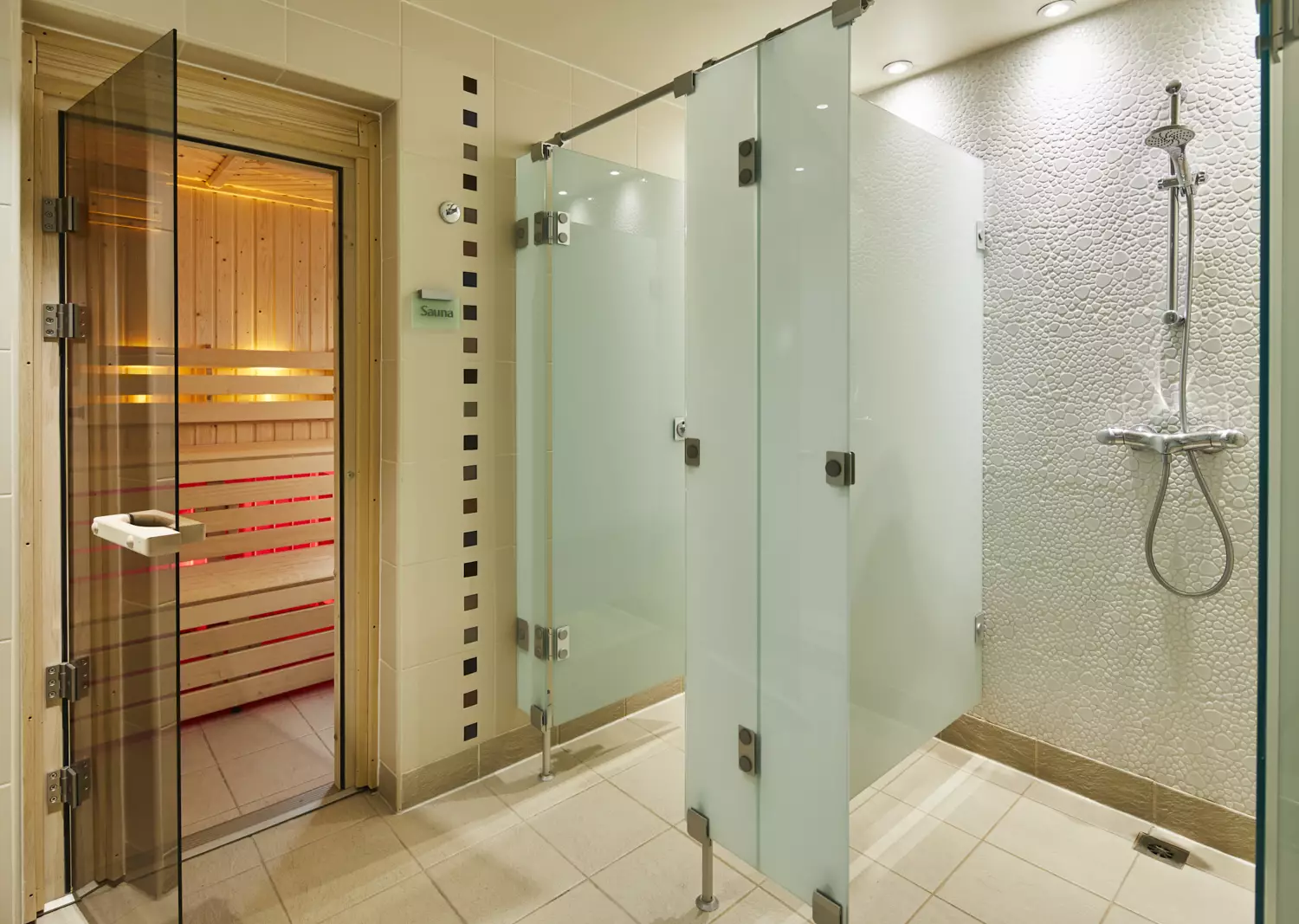 Alibaba https://cdn.alibaba.ir/ostorage/hotel-accommodation-images/69f223f9eb1ae654aaa49bec_London-London-Marriott-Hotel-West-India-Quay-1.webp
