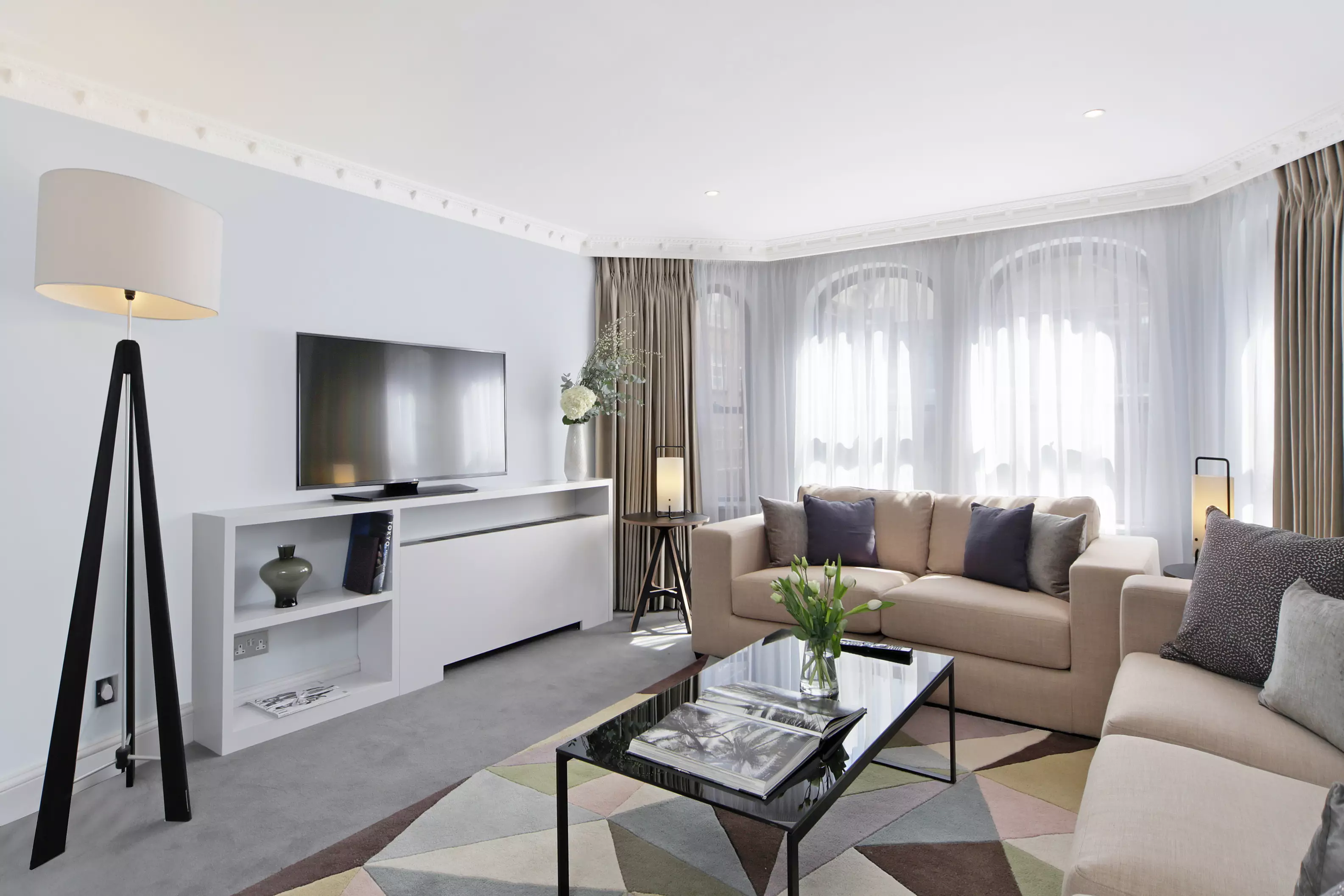 Alibaba https://cdn.alibaba.ir/ostorage/hotel-accommodation-images/69f278a5eb1ae654aaa4d09e_London-Mayfair-House-1.webp
