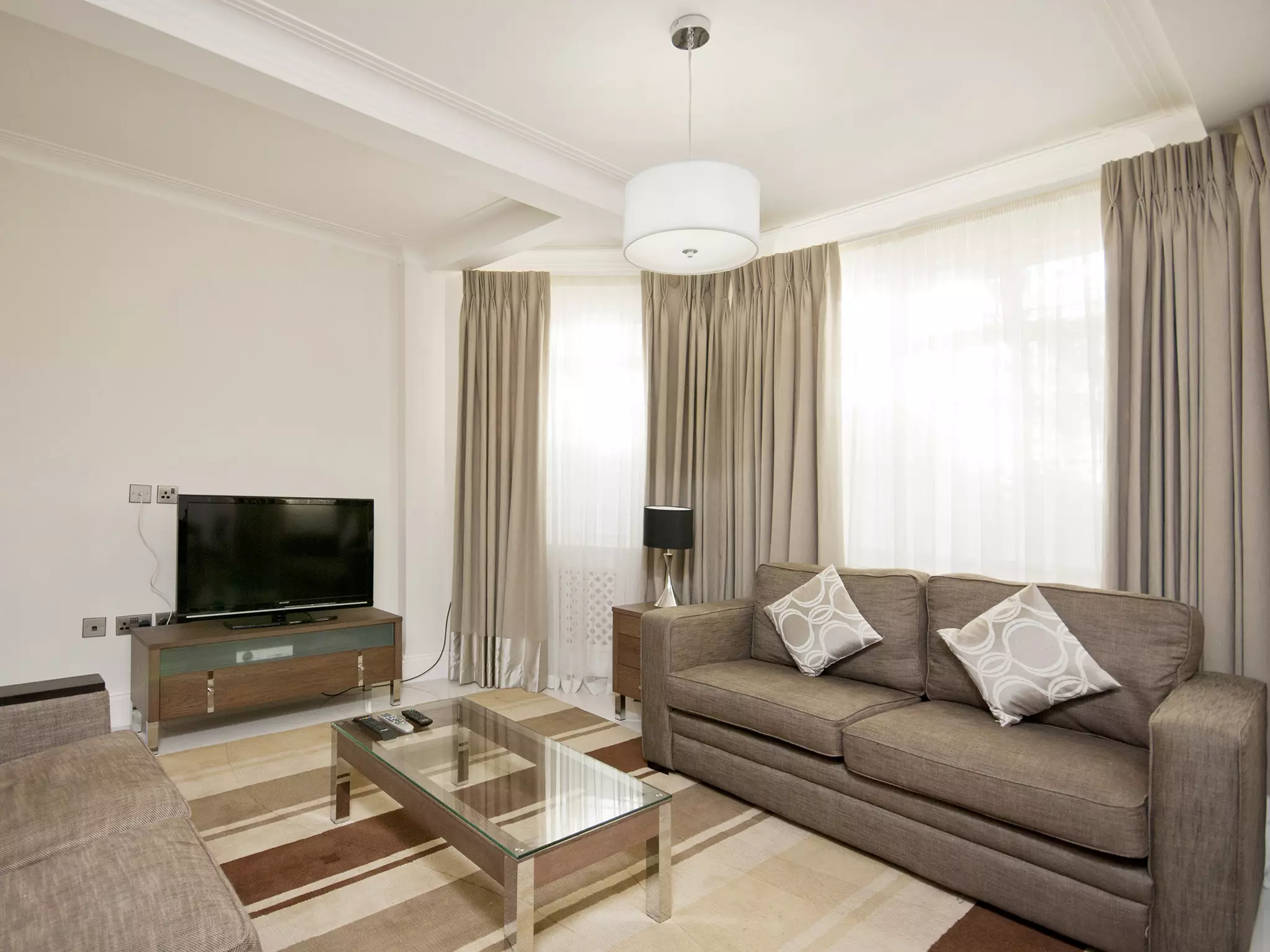 هتل Fountain House Apartments لندن