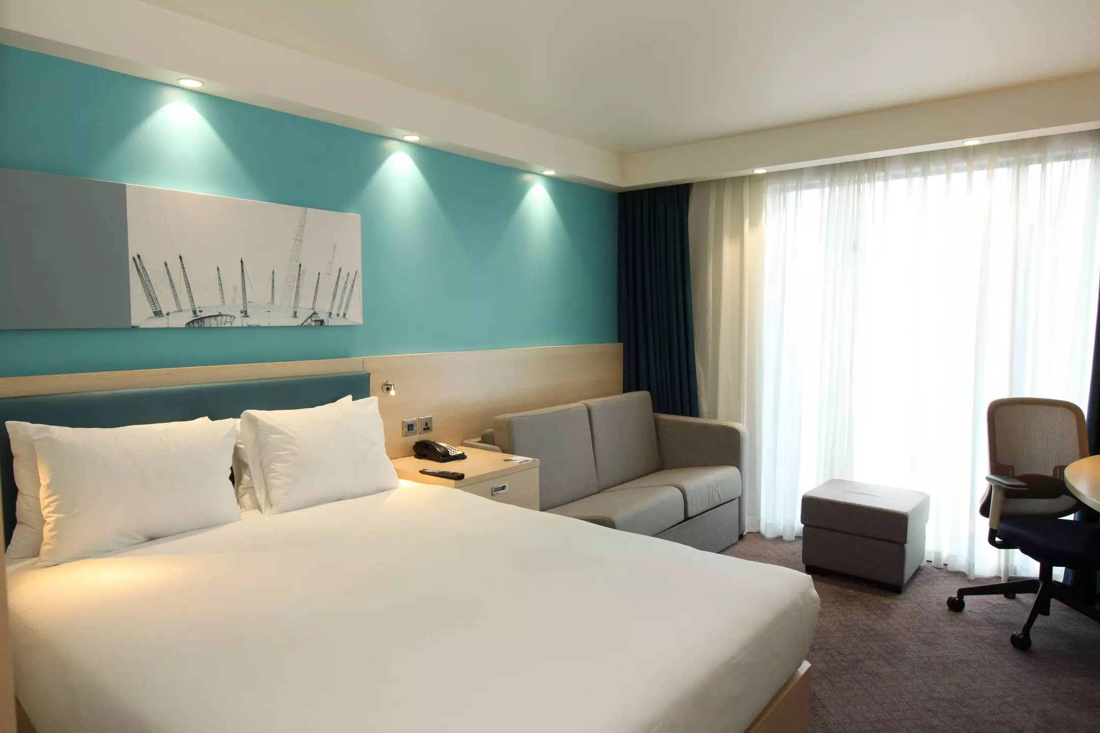 هتل Hampton by Hilton London Docklands لندن