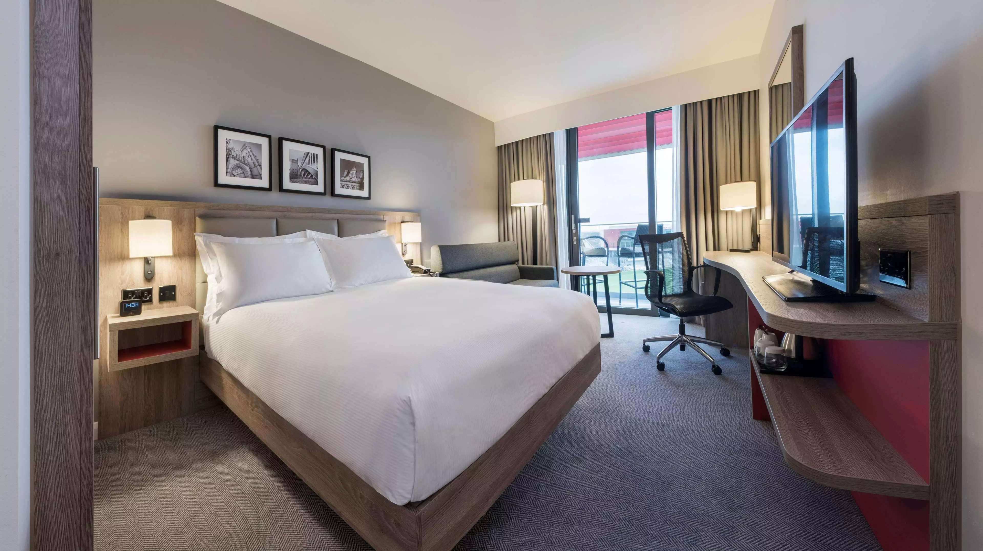 Alibaba https://cdn.alibaba.ir/ostorage/hotel-accommodation-images/69f361deeb1ae654aaa55cdd_Manchester-Hilton-Garden-Inn-Manchester-Emirates-Old-Trafford-1.webp