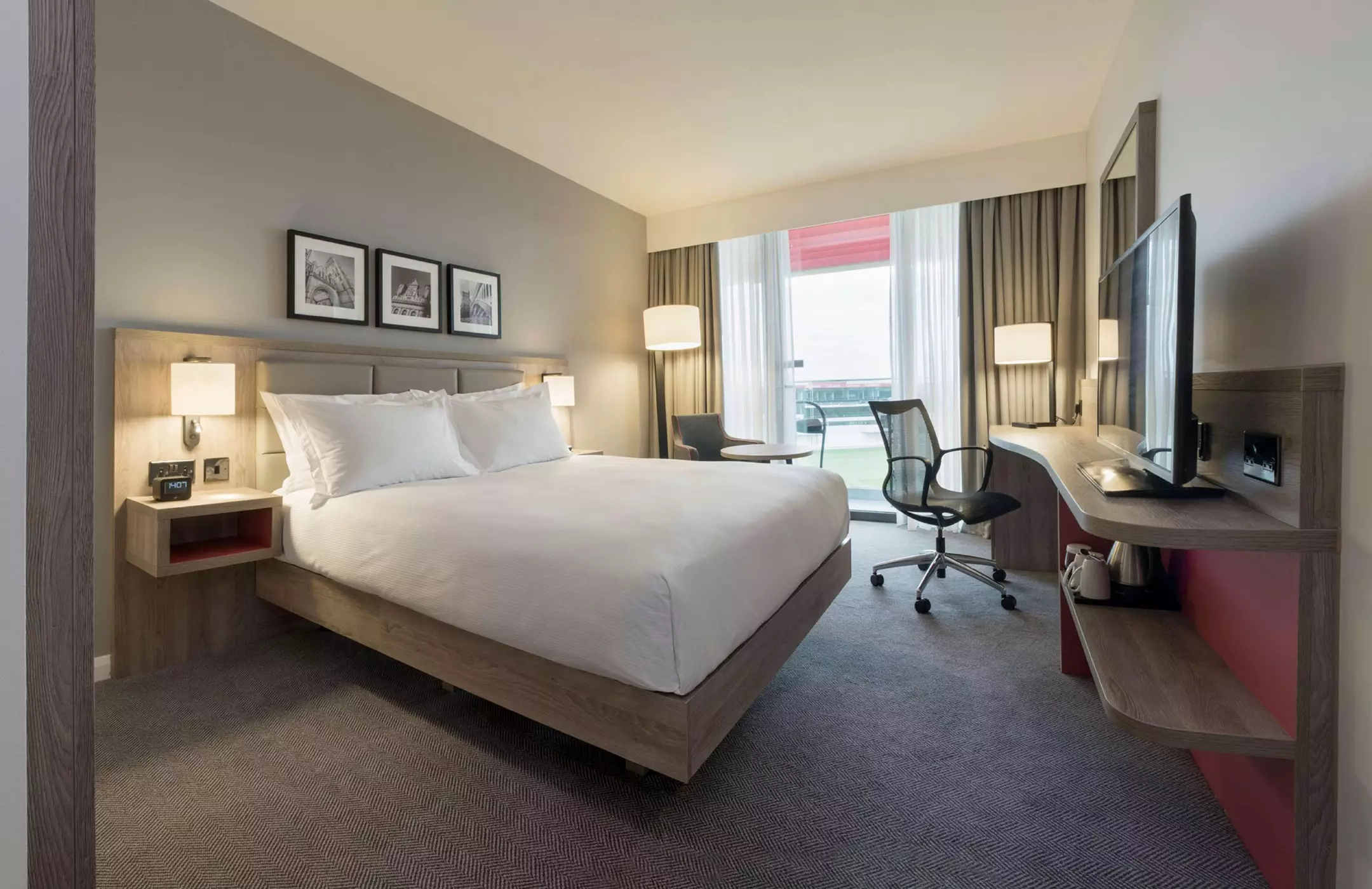 هتل Hilton Garden Inn Manchester Emirates Old Trafford منچستر