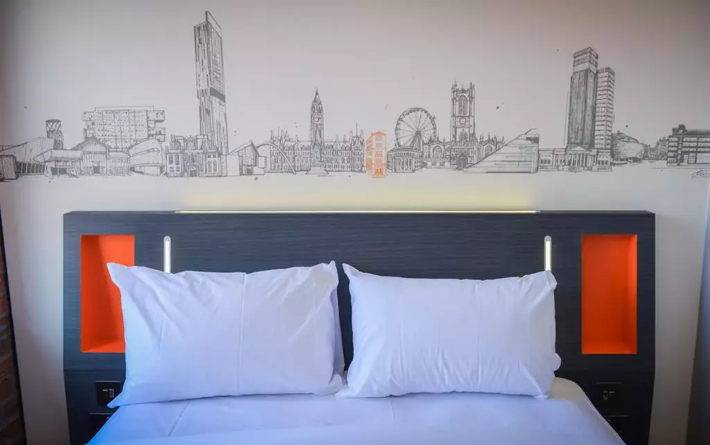 هتل Easyhotel Manchester منچستر