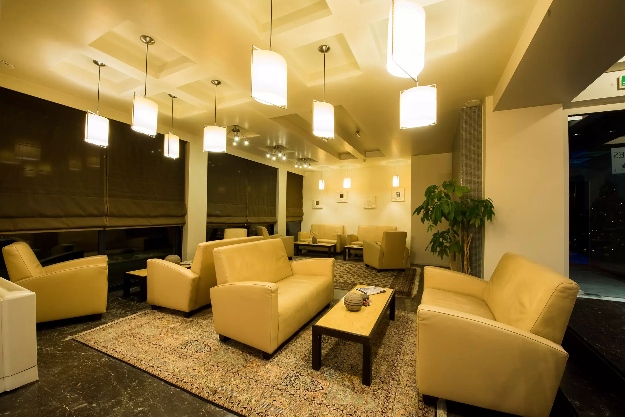 هتل Pines Hotel آتن