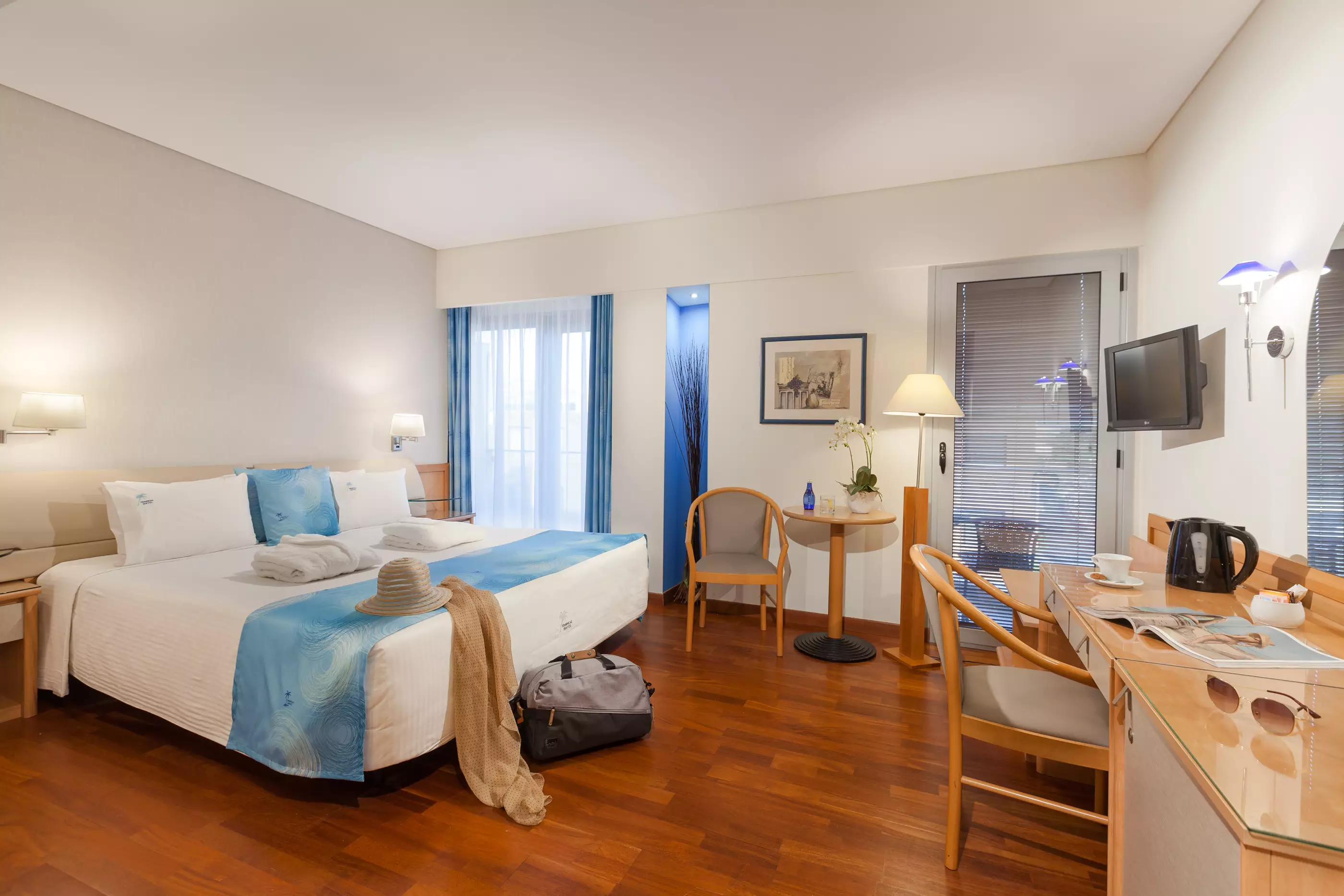 Alibaba https://cdn.alibaba.ir/ostorage/hotel-accommodation-images/69f5214761ec039ef7594799_Athen-Tropical-1.webp