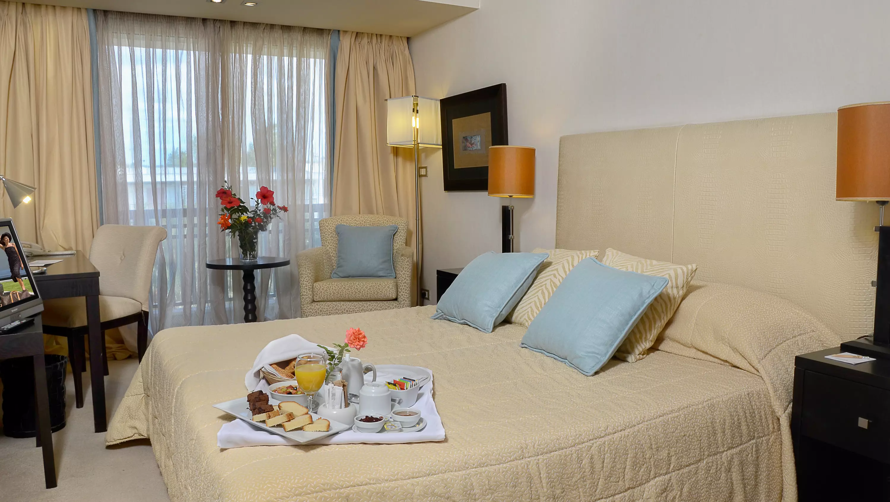 هتل Plaza Resort Hotel Anavissos