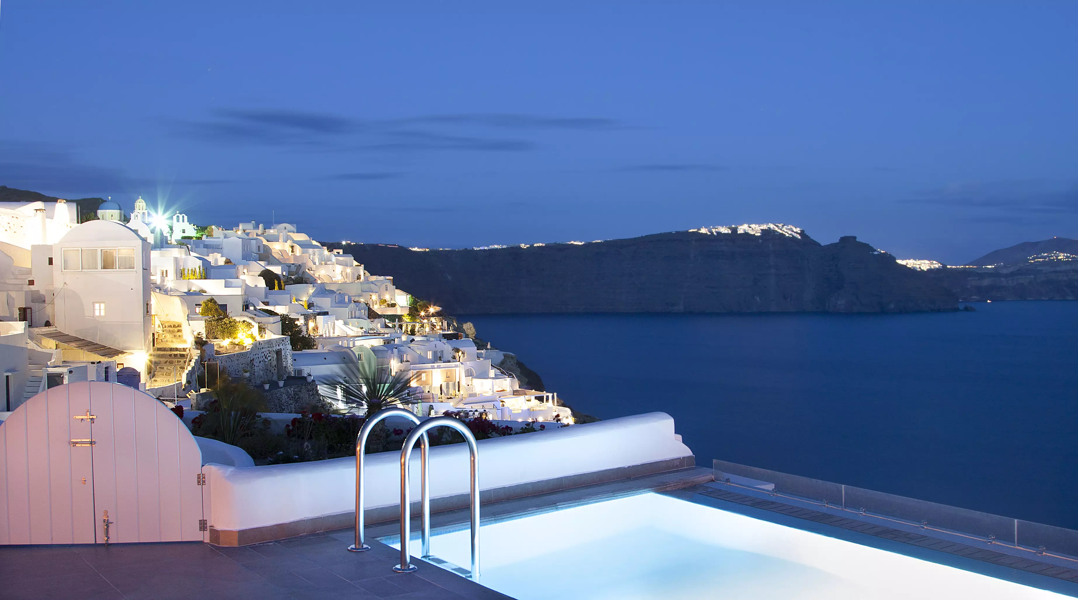 هتل Santorini Secret Suites & Spa Oia