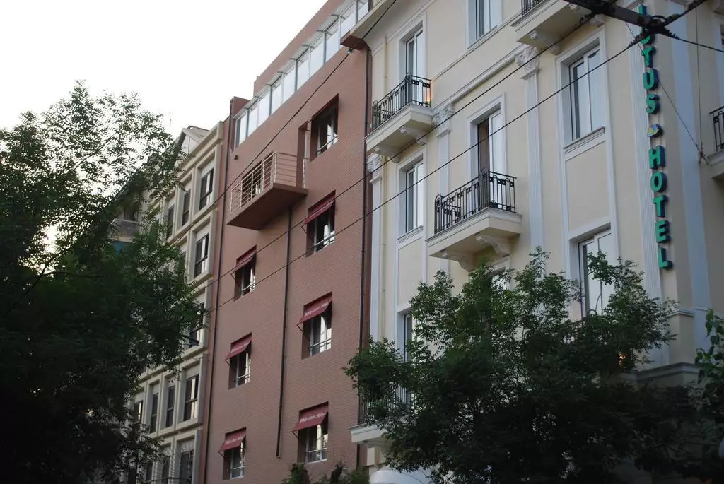 Alibaba https://cdn.alibaba.ir/ostorage/hotel-accommodation-images/69f59e4f61ec039ef7598fcb_Athen-White-Lotus-Hotel-1.webp