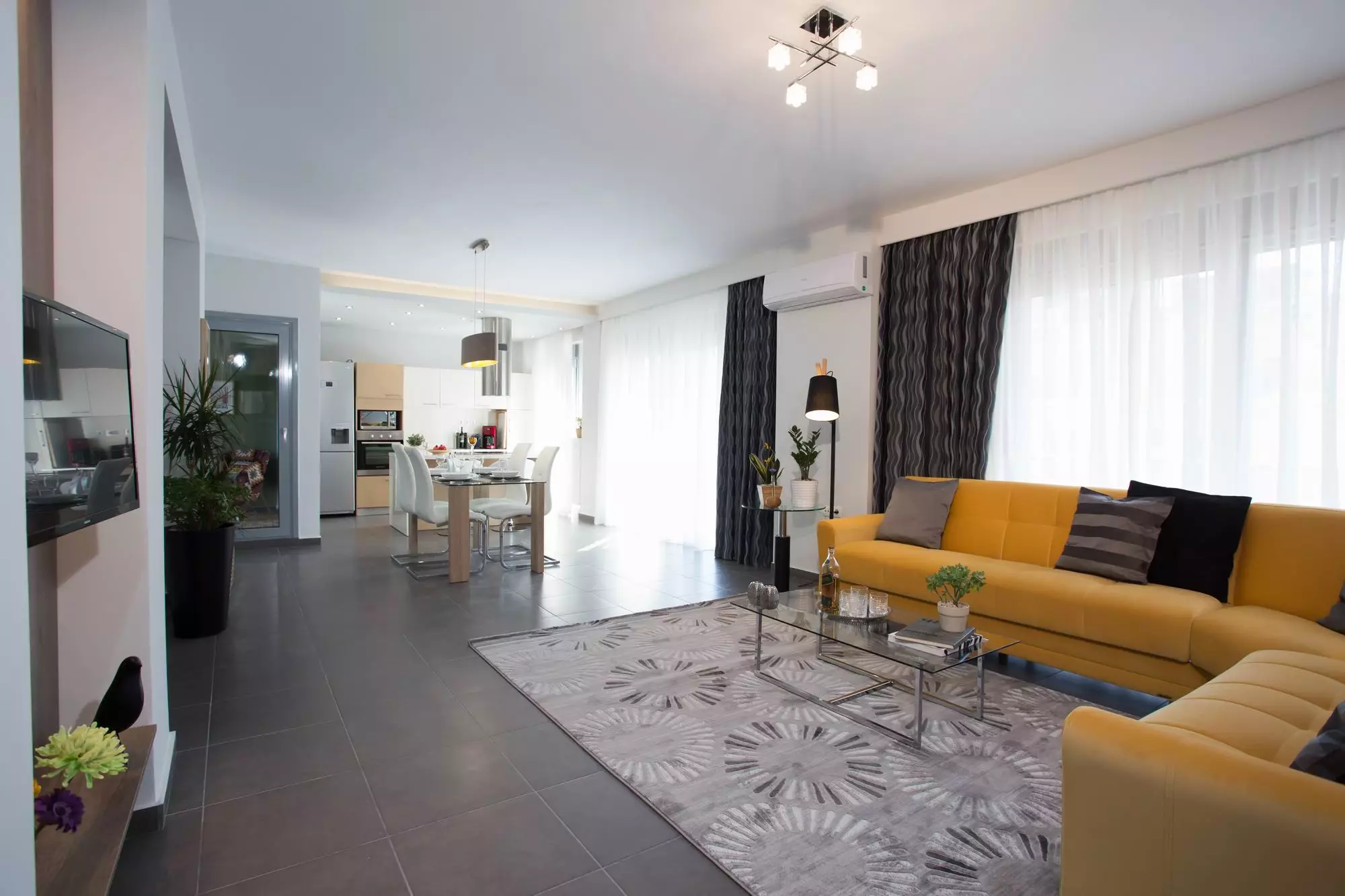 هتل Polis Apartments تسالونیکی
