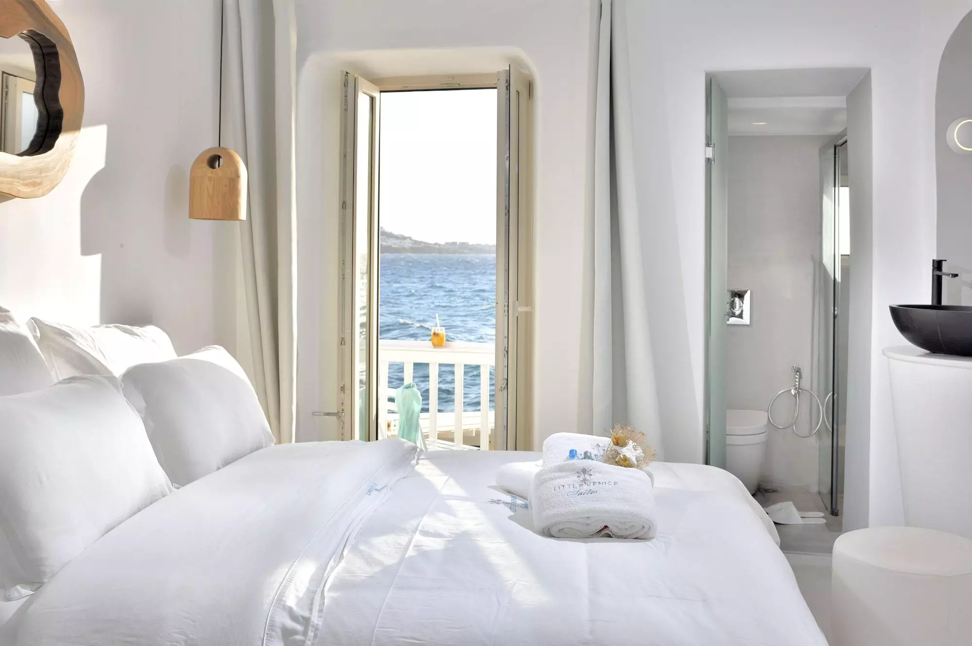 هتل Little Venice Suites میکونوس
