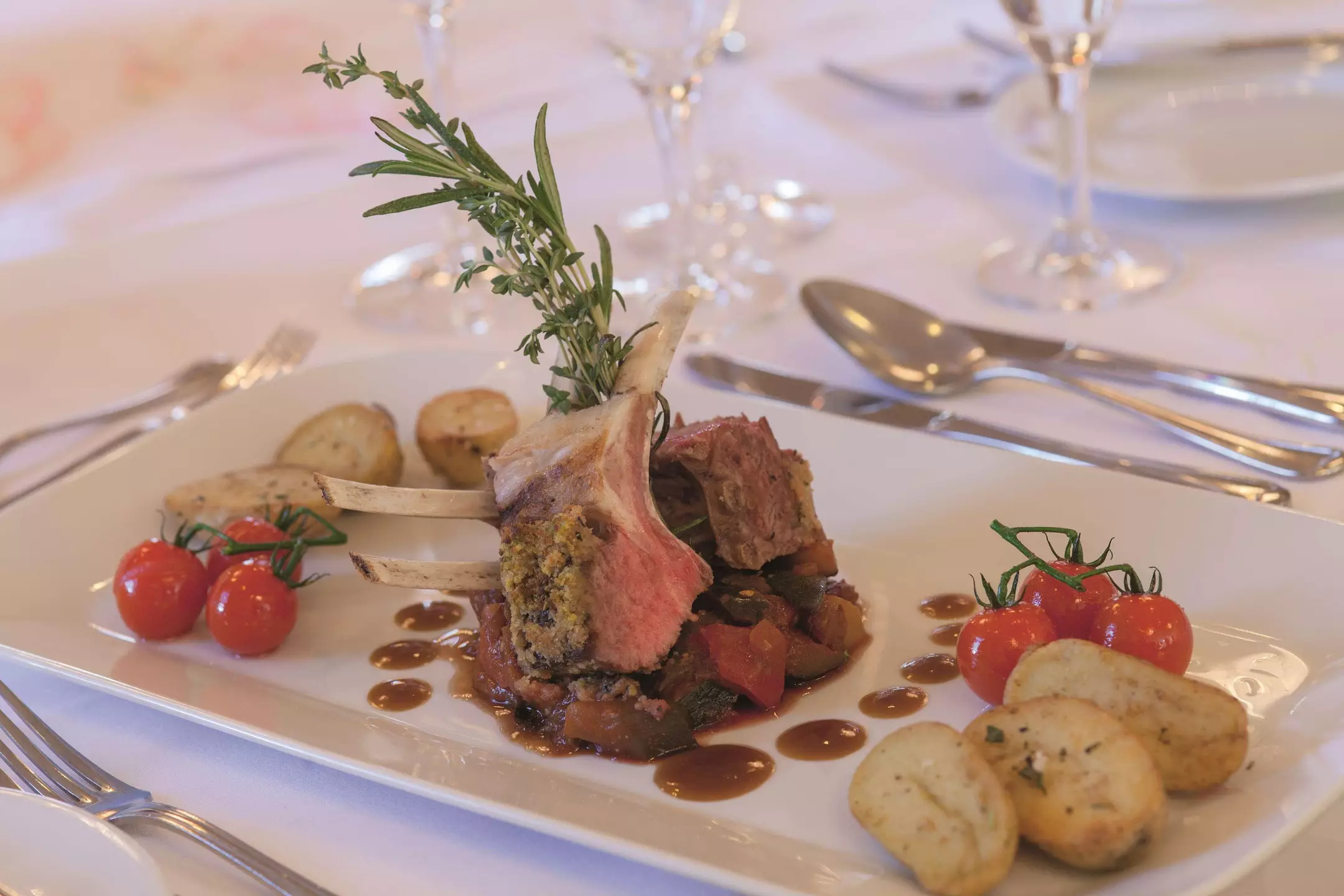 Alibaba https://cdn.alibaba.ir/ostorage/hotel-accommodation-images/69f6de4261ec039ef75a4671_Hamburg-Best-Western-Premier-Alsterkrug-Hotel-1.webp