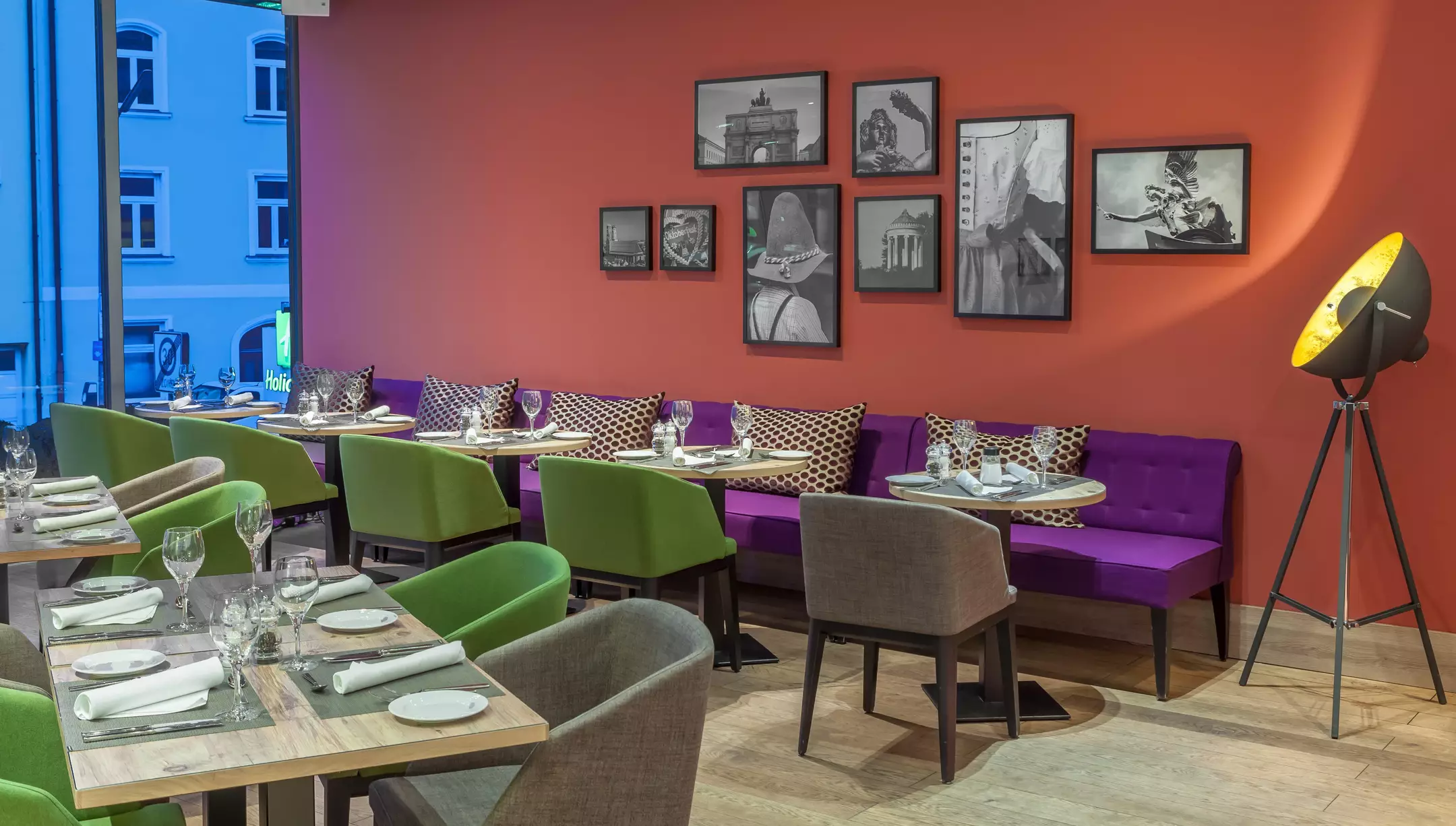 Alibaba https://cdn.alibaba.ir/ostorage/hotel-accommodation-images/69f7061b61ec039ef75a5ec6_Munich-Holiday-Inn-M-nchen-City-Centre-1.webp