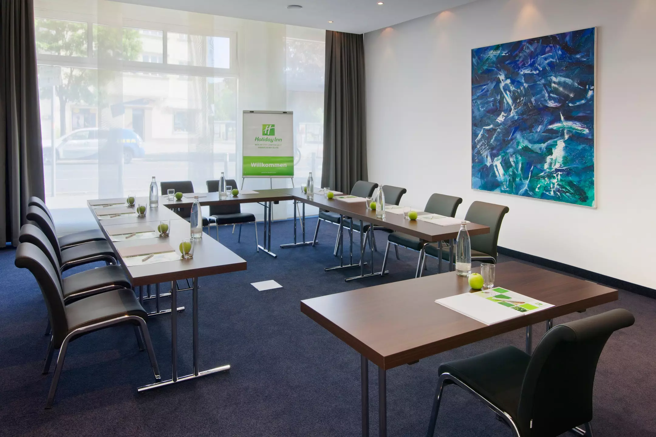 Alibaba https://cdn.alibaba.ir/ostorage/hotel-accommodation-images/69f712c0eb1ae654aaa582db_Berlin-Holiday-Inn-Berlin-City-Center-East-Prenzlauer-Berg-1.webp