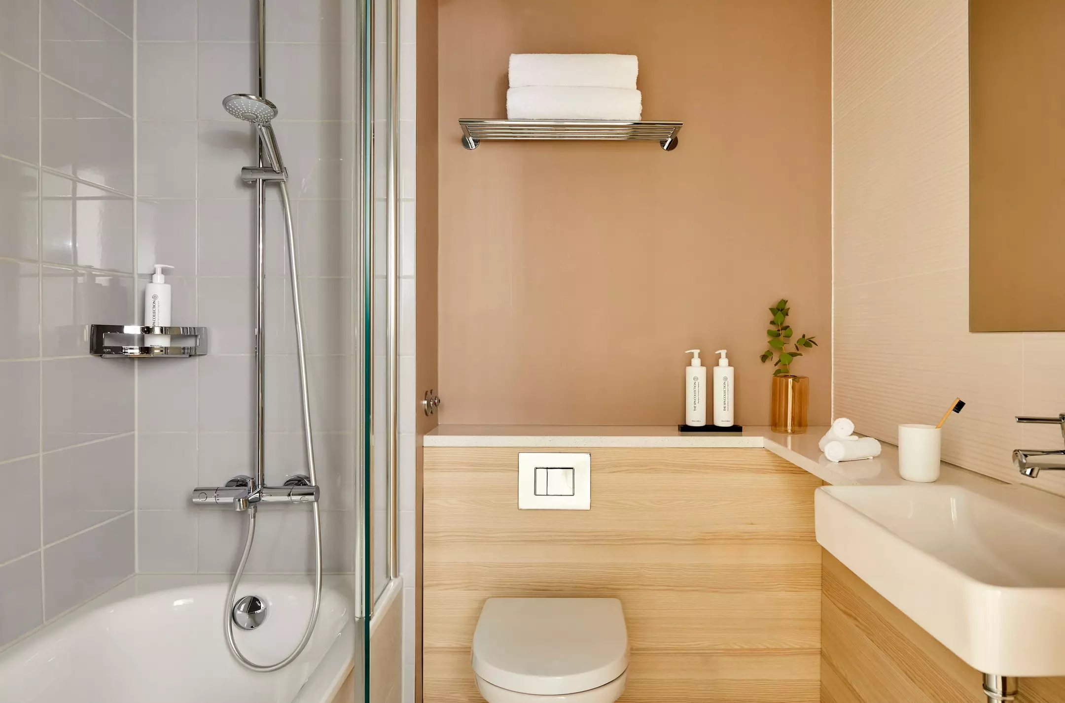 هتل Crowne Plaza Hamburg - City Alster هامبورگ