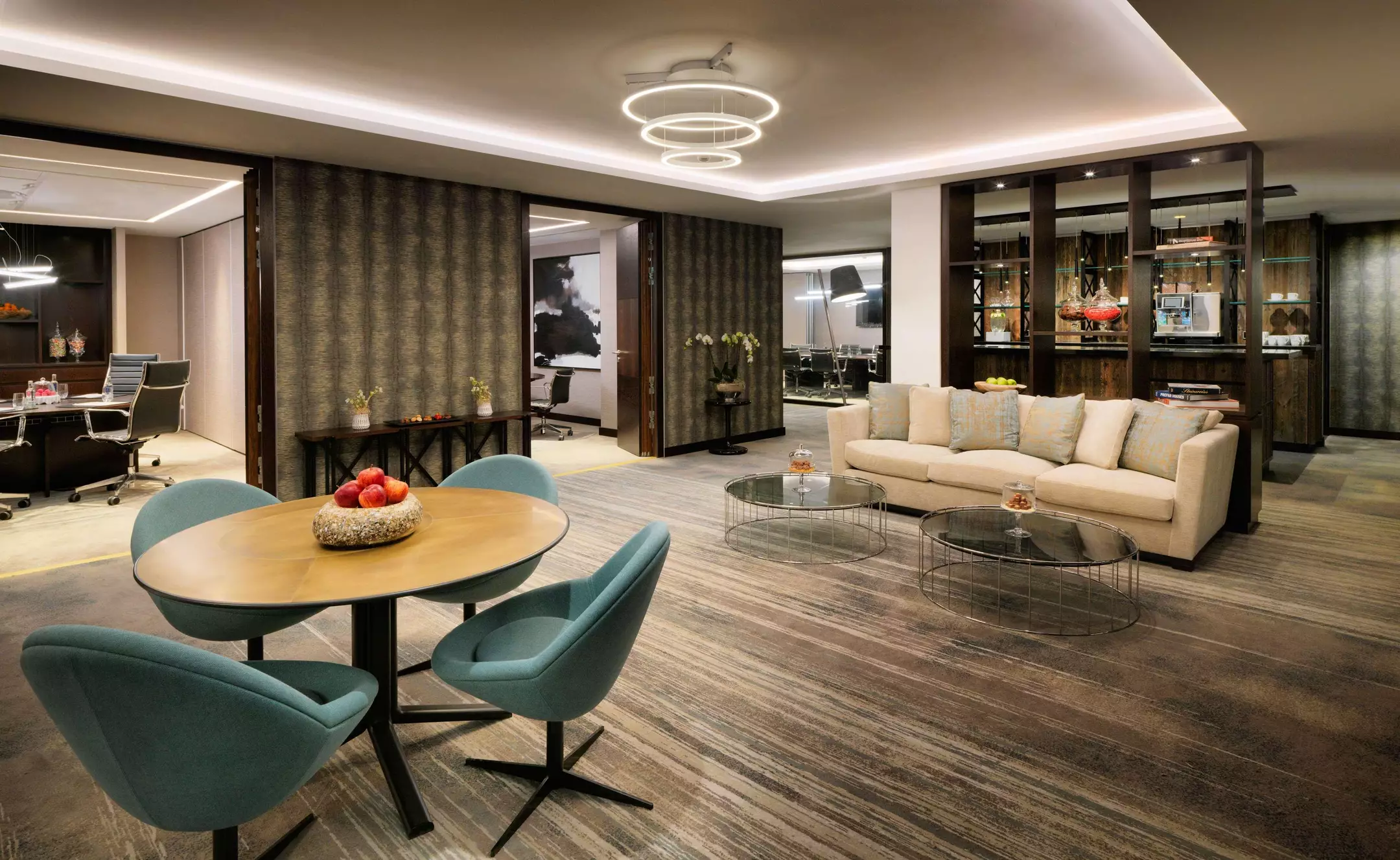 هتل Hyatt Regency Cologne کلن