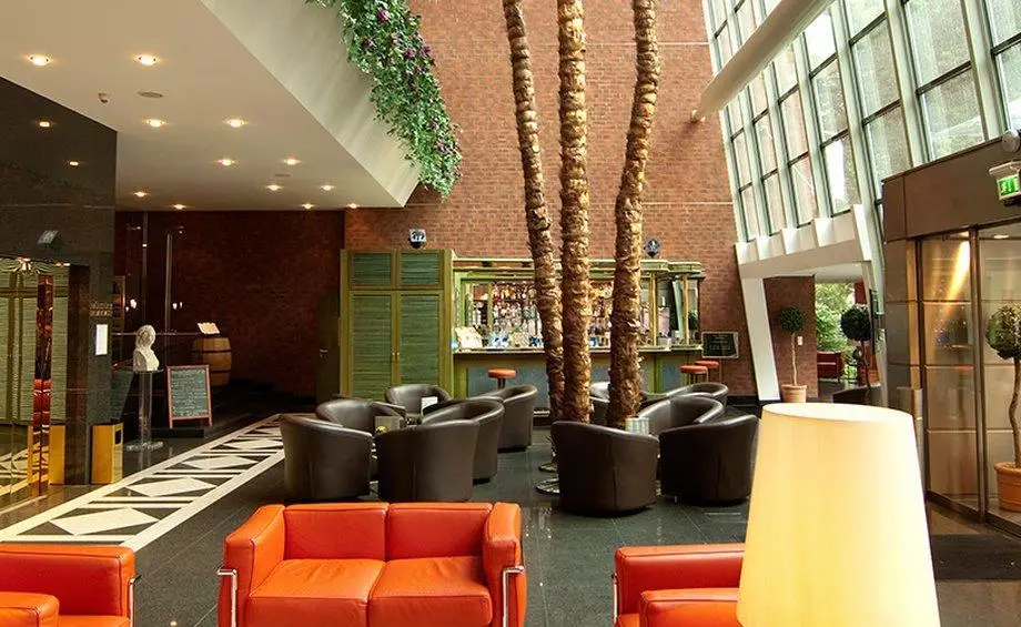 Alibaba https://cdn.alibaba.ir/ostorage/hotel-accommodation-images/69f7272aeb1ae654aaa58f46_Berlin-Living-Hotel-Wei-ensee-1.webp