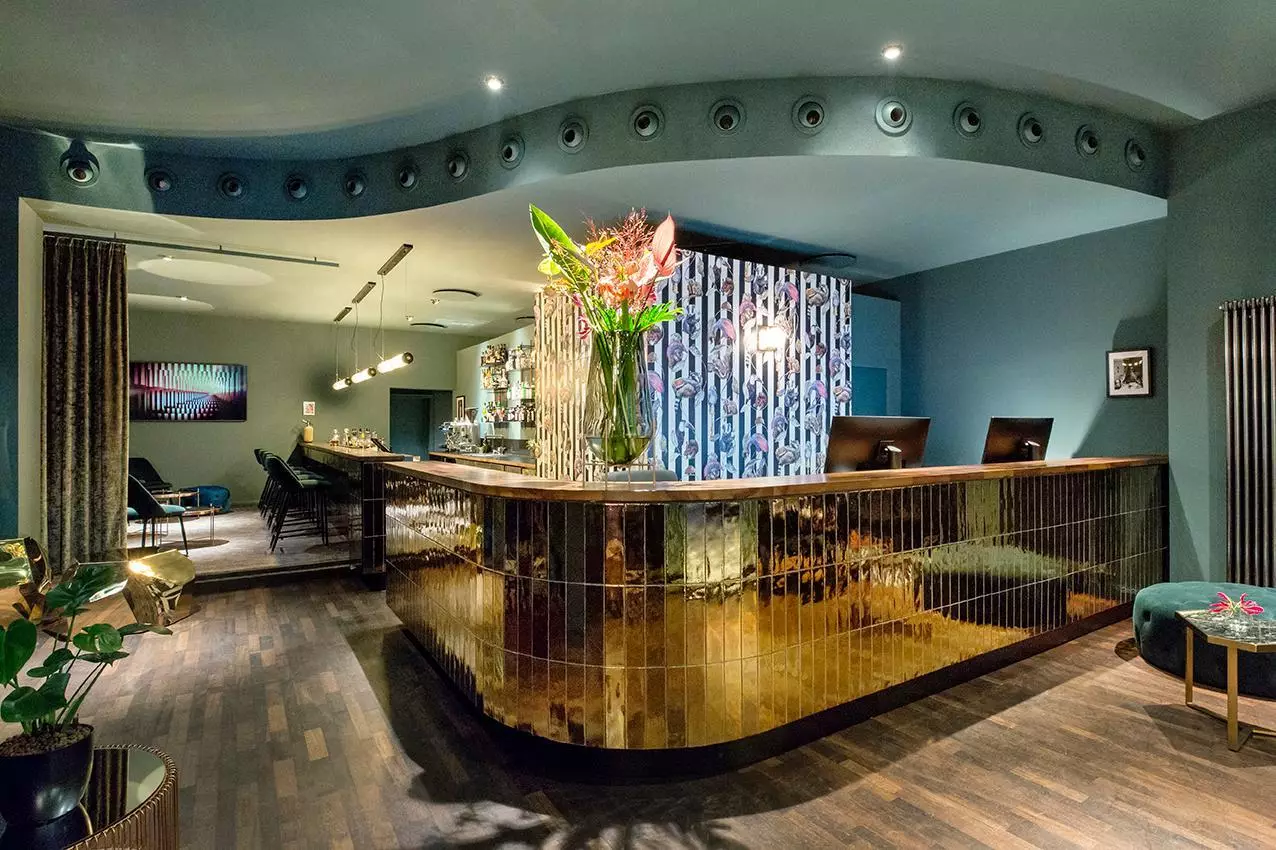 Alibaba https://cdn.alibaba.ir/ostorage/hotel-accommodation-images/69f72b27eb1ae654aaa59207_Frankfurt-am-Main-Manhattan-1.webp