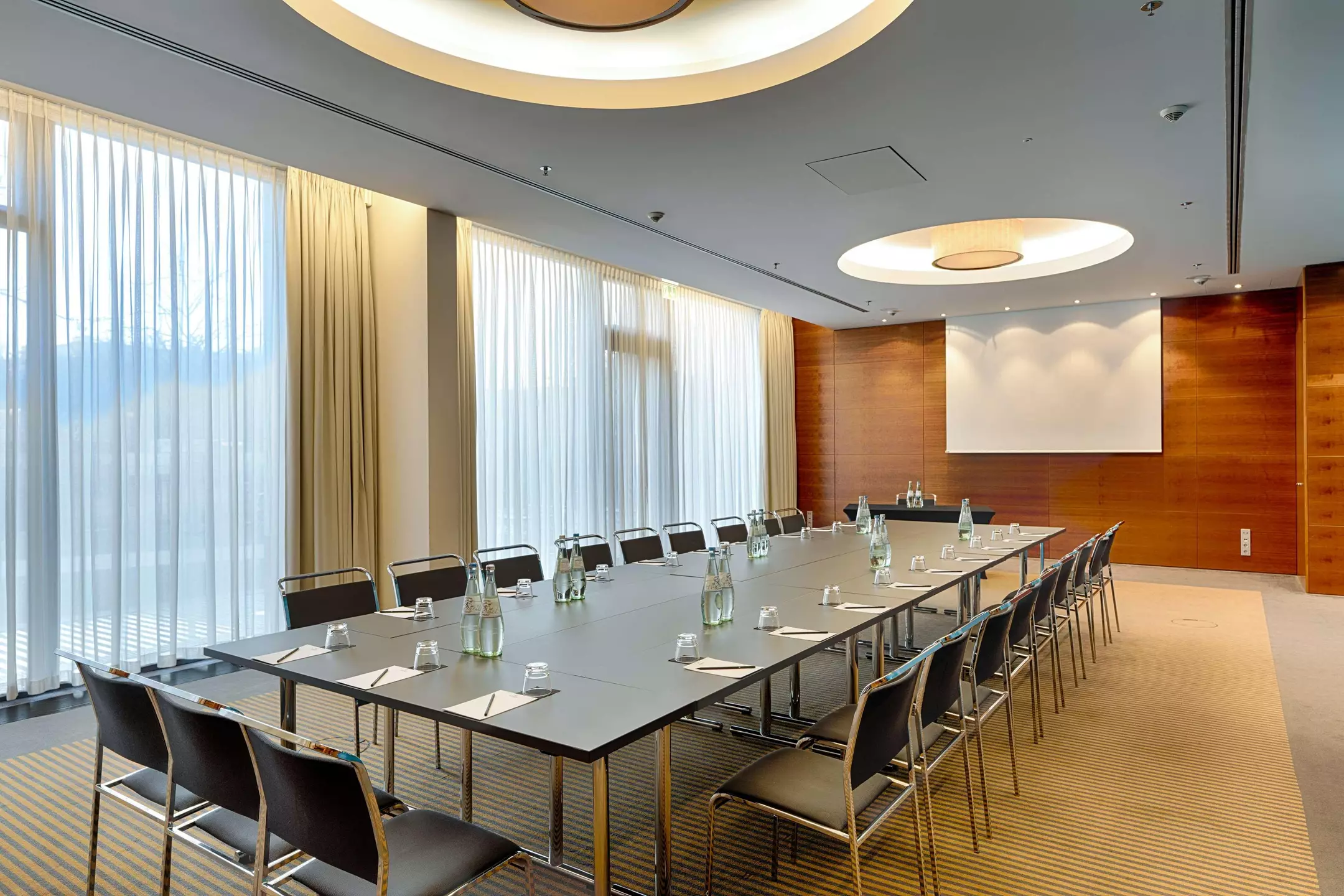 Alibaba https://cdn.alibaba.ir/ostorage/hotel-accommodation-images/69f739aeeb1ae654aaa59a87_Berlin-Radisson-Collection-Hotel-Berlin-1.webp