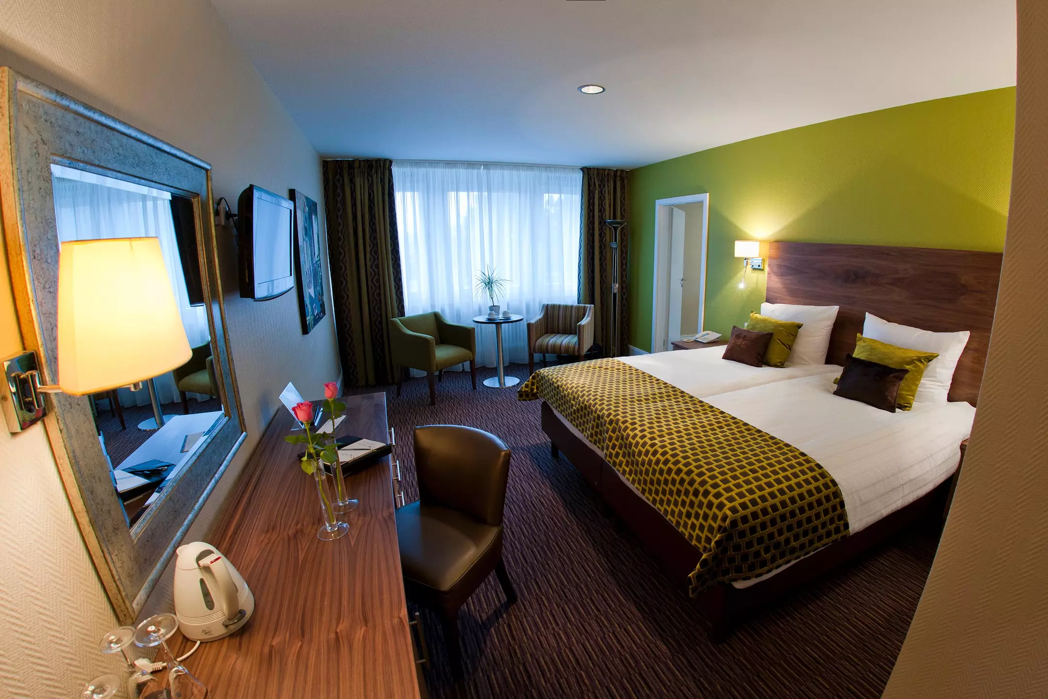 هتل Leonardo Hotel Hamburg Elbbrücken هامبورگ
