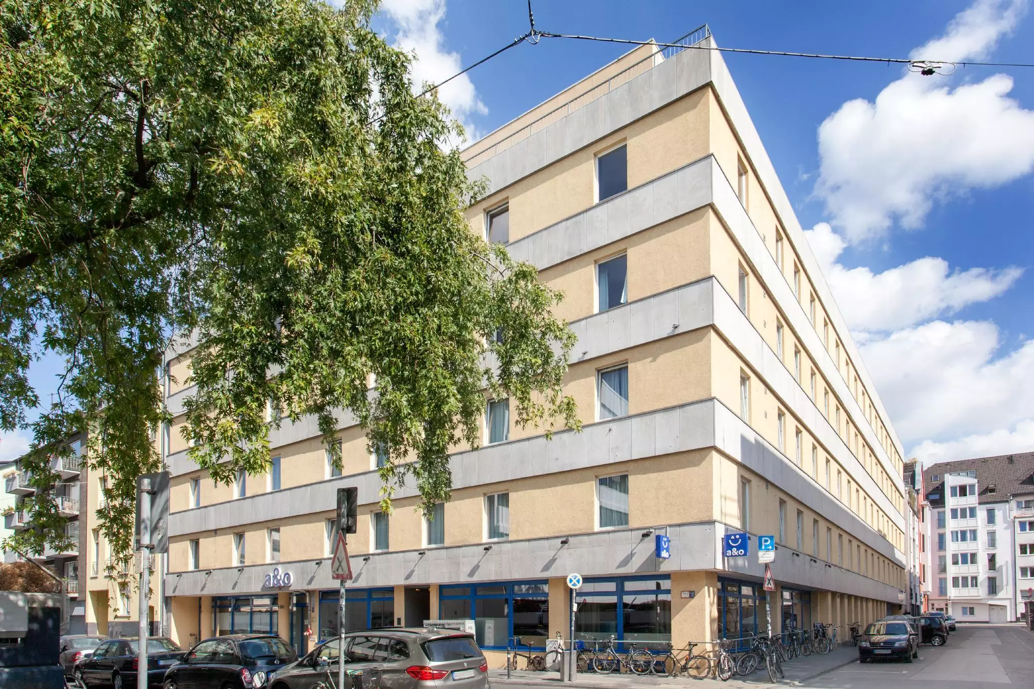 Alibaba https://cdn.alibaba.ir/ostorage/hotel-accommodation-images/69f7b5ac61ec039ef75aa719_Cologne-a-o-K-ln-Neumarkt-1.webp