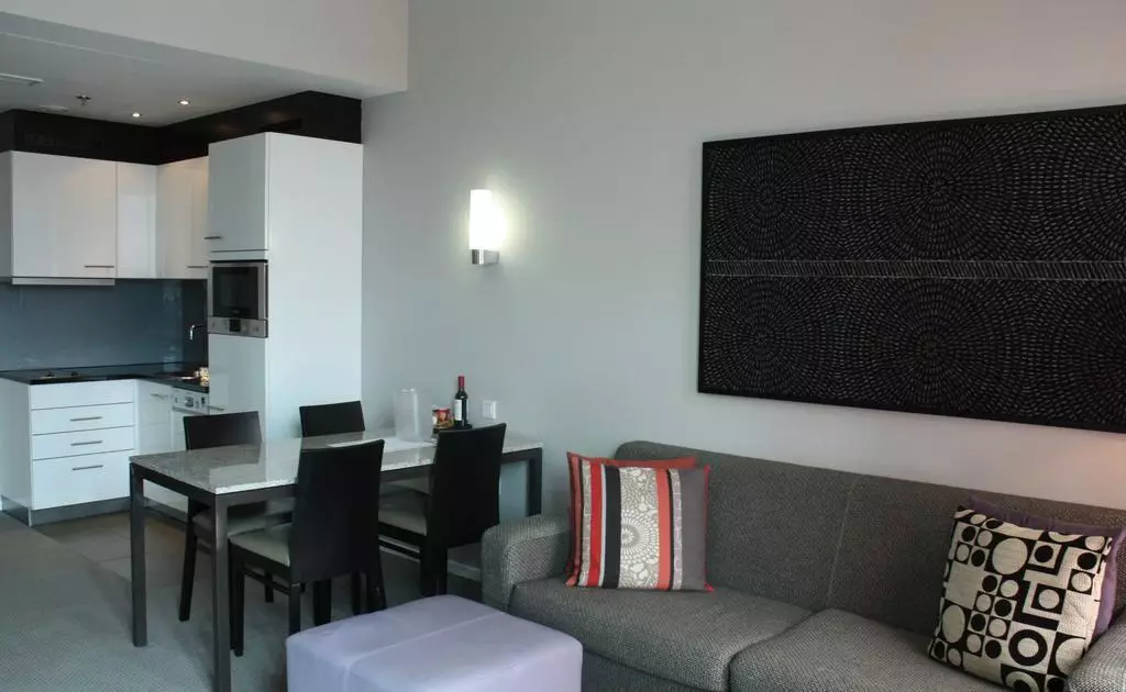 Alibaba https://cdn.alibaba.ir/ostorage/hotel-accommodation-images/69f7b79261ec039ef75aa829_Frankfurt-am-Main-Adina-Apartment-Hotel-Frankfurt-Neue-Oper-1.webp