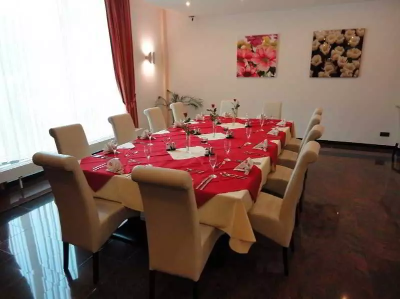Alibaba https://cdn.alibaba.ir/ostorage/hotel-accommodation-images/69f7bce661ec039ef75aacf1_Frankfurt-am-Main-Grand-Hotel-Dream-1.webp