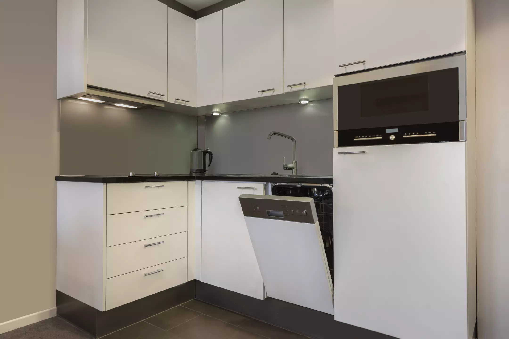 هتل Adina Apartment Hotel Berlin Mitte برلین