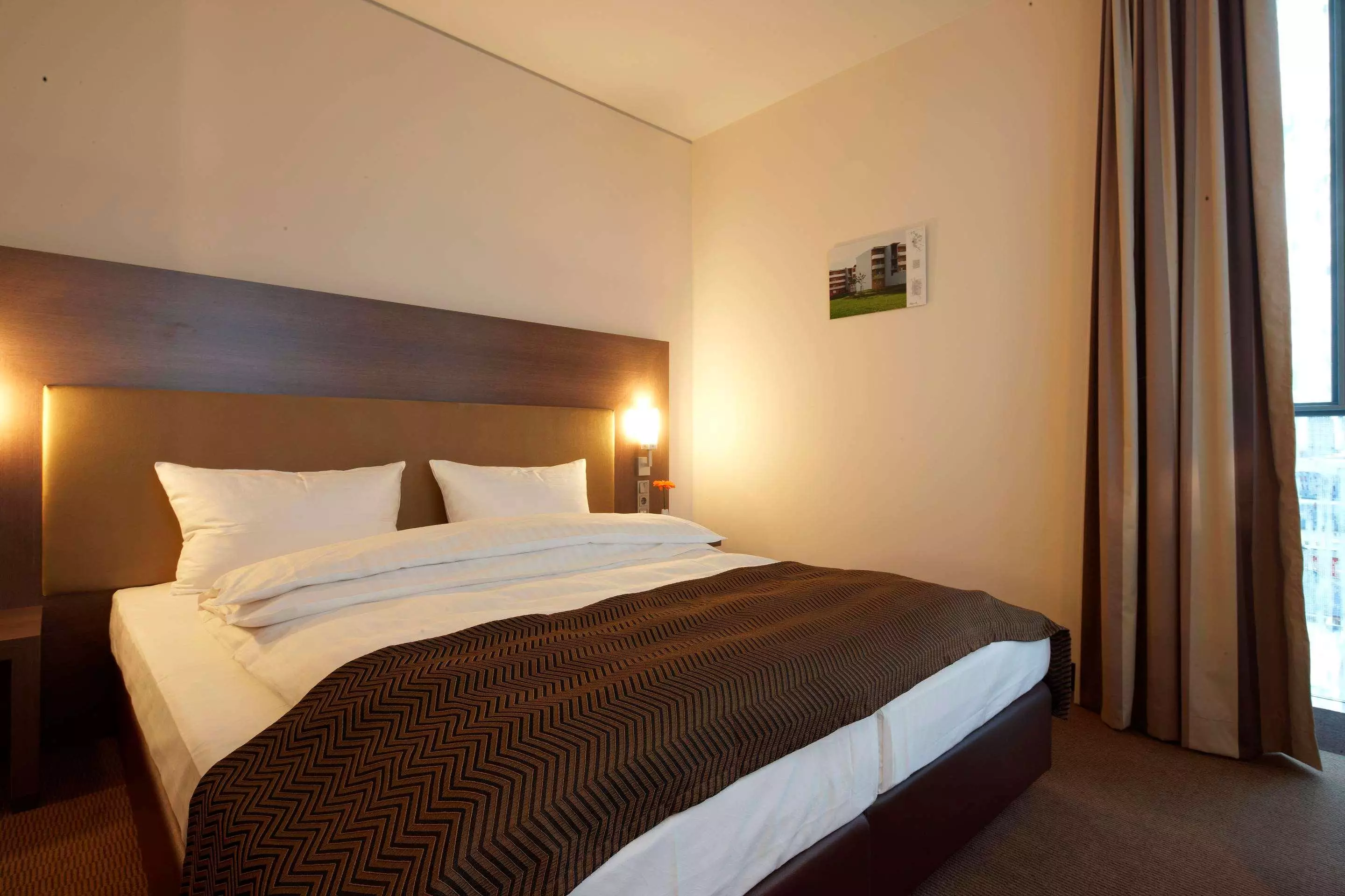 هتل InterCityHotel Mannheim Mannheim