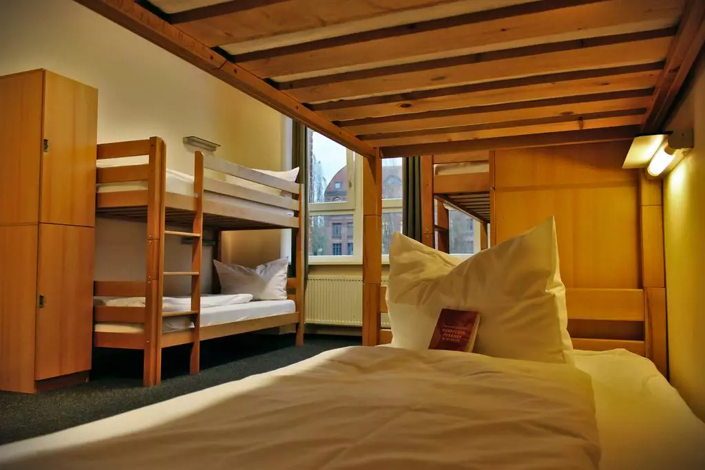 Alibaba https://cdn.alibaba.ir/ostorage/hotel-accommodation-images/69f7e9aa61ec039ef75acdd1_Berlin-Industriepalast-Hostel-1.webp