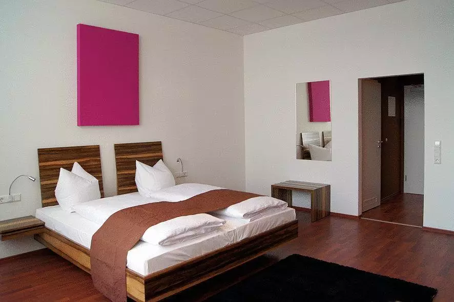هتل AMH Airport-Messe-Hotel Stuttgart Filderstadt