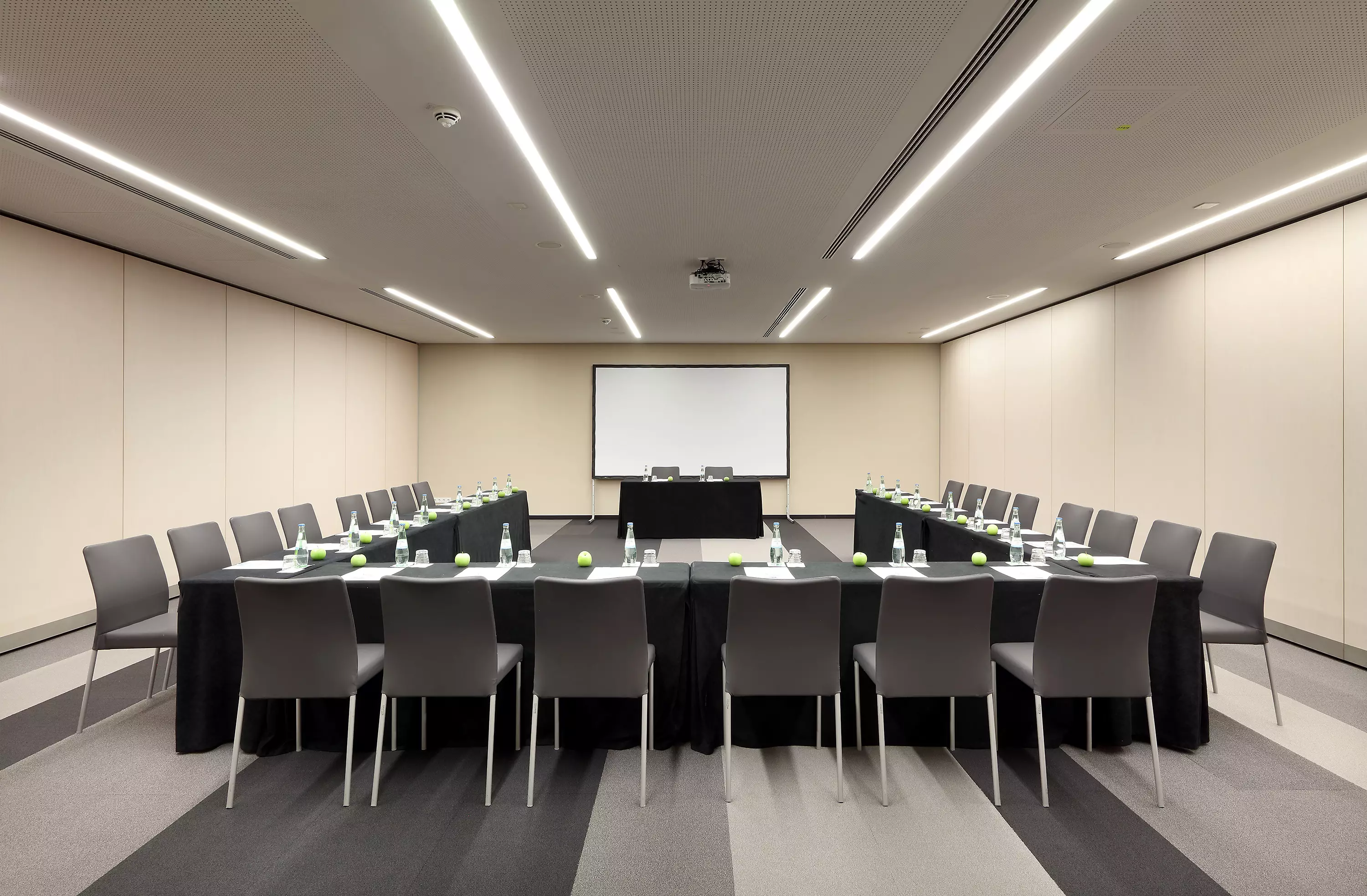 هتل Eurostars Book Hotel مونیخ