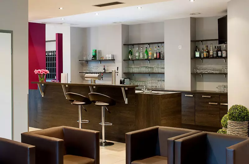 هتل Mercure Hotel Berlin am Alexanderplatz برلین