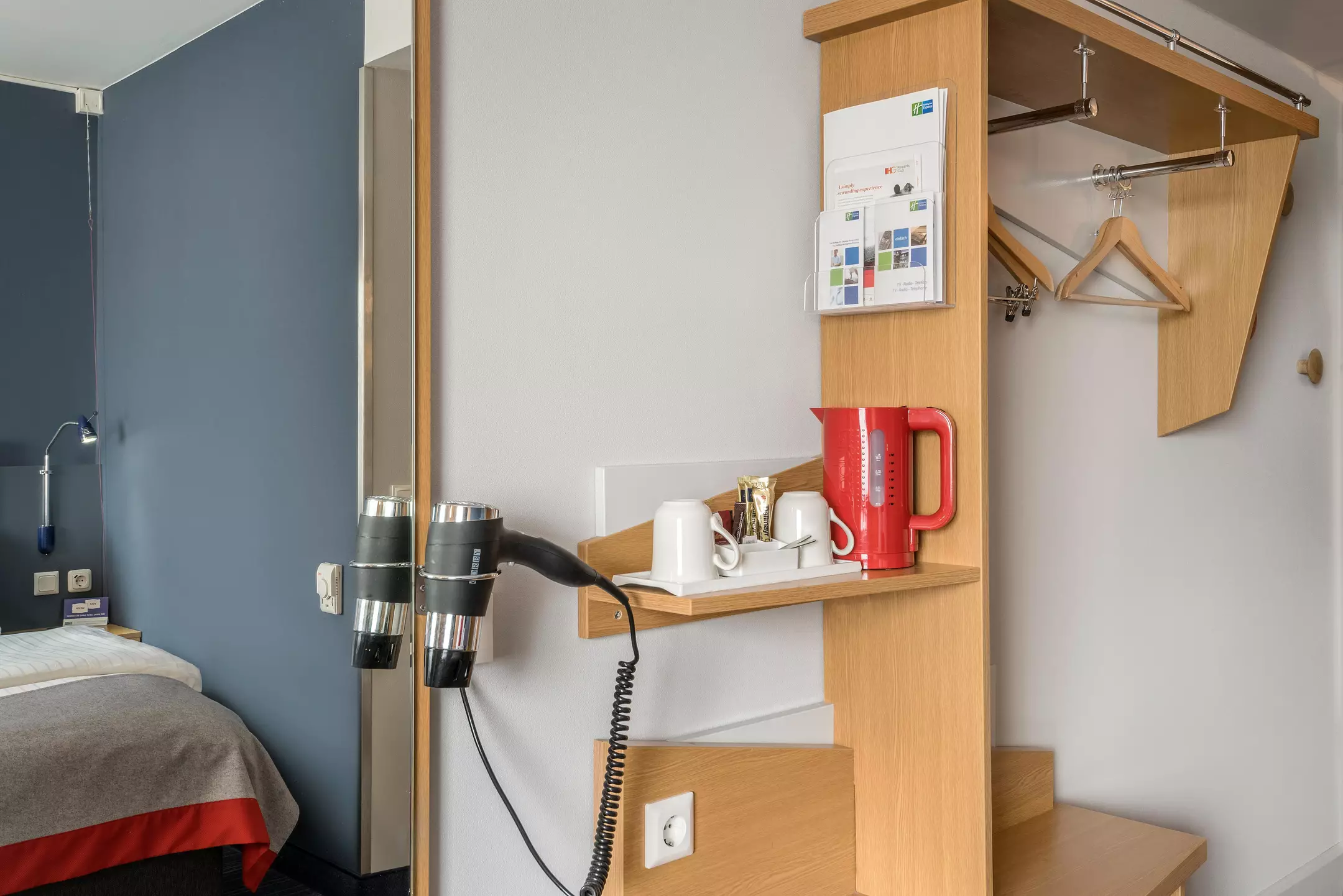هتل Holiday Inn Express Frankfurt Airport Mörfelden-Walldorf