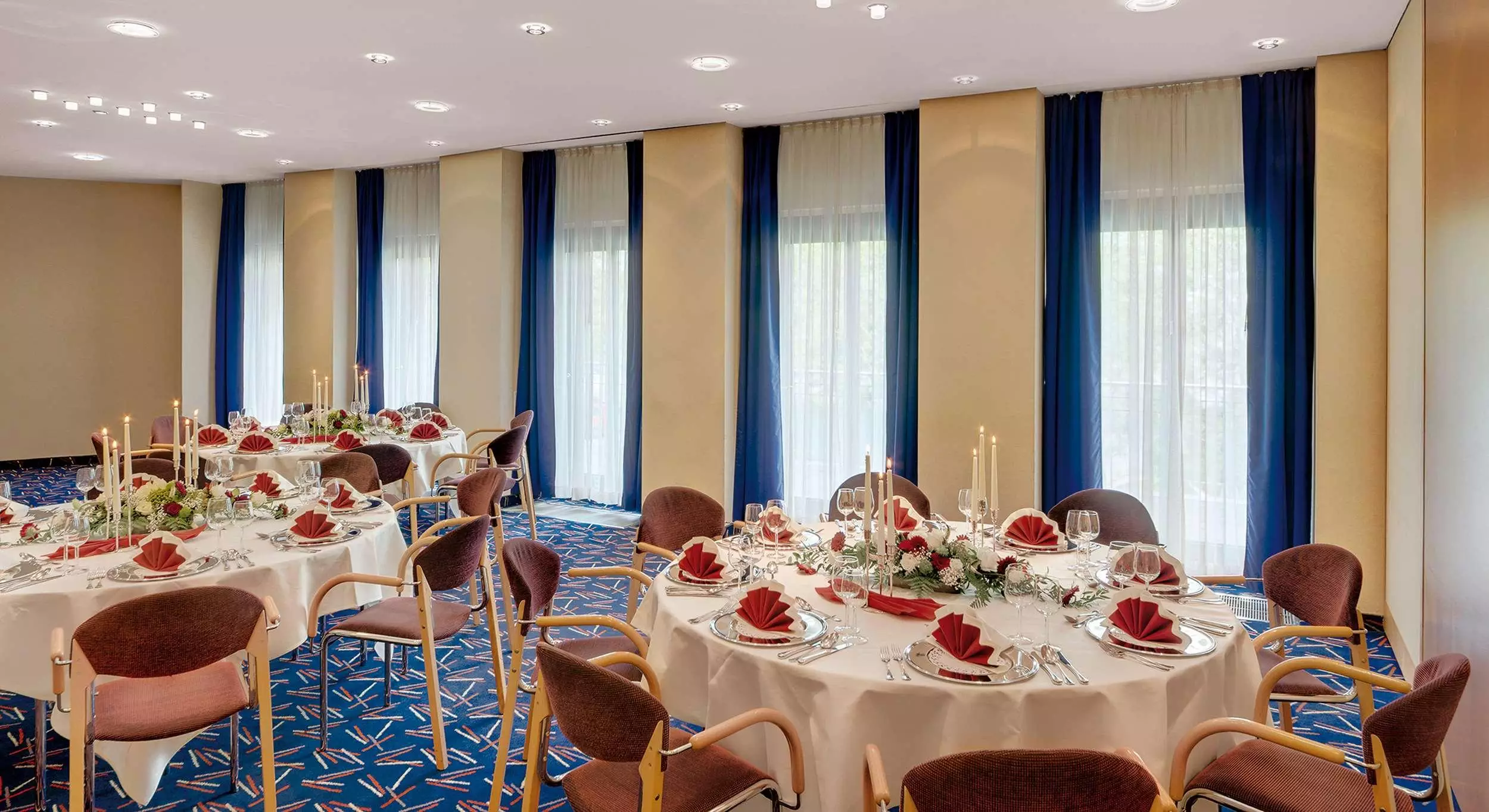 هتل Dorint Kongresshotel Chemnitz Chemnitz
