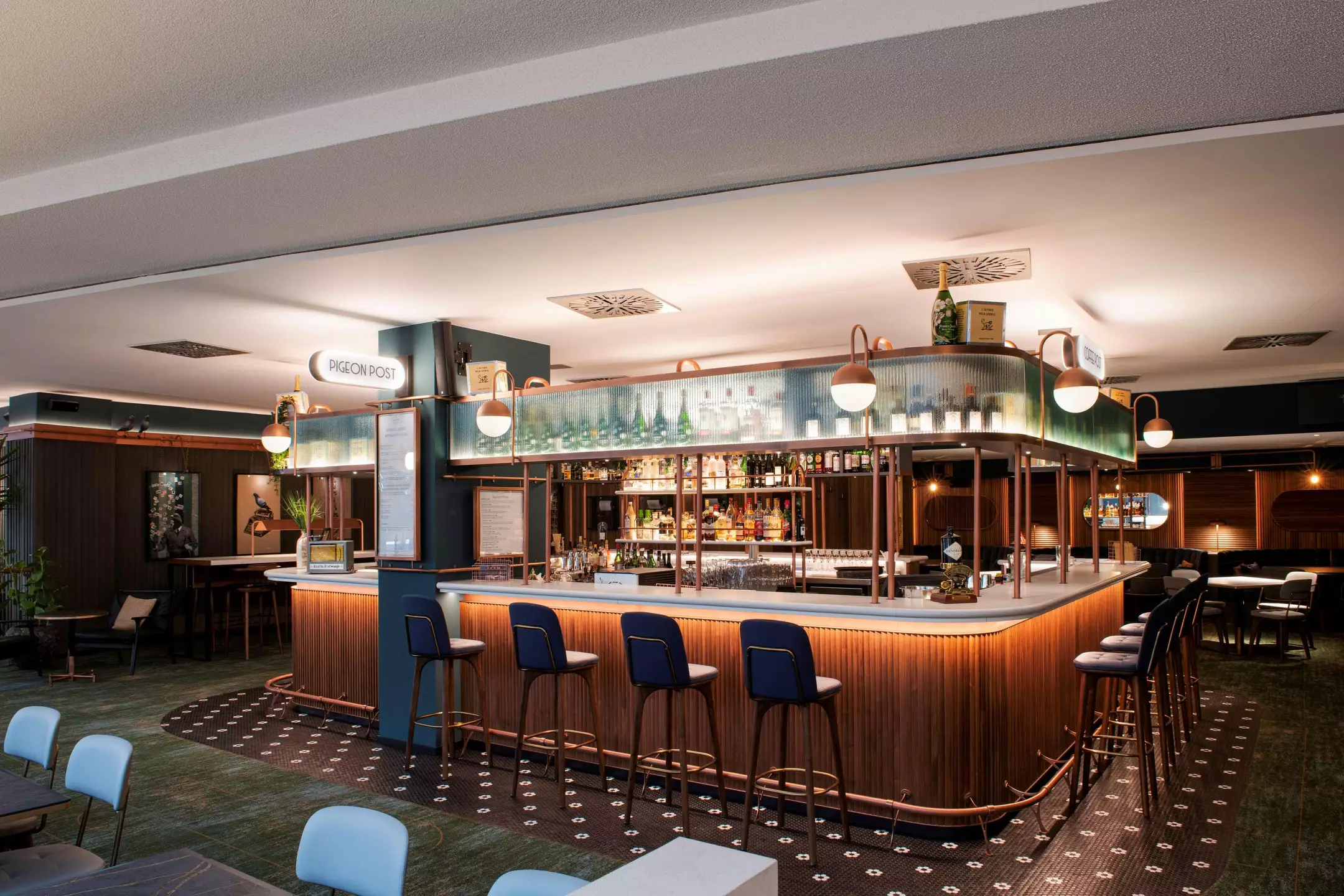 هتل Hilton Cologne کلن