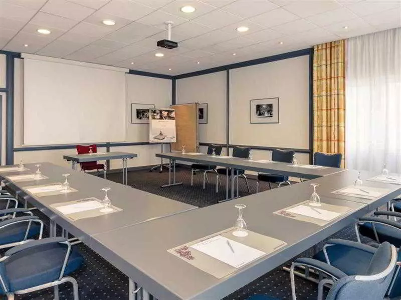 هتل Mercure Hotel Saarbruecken City Saarbrücken