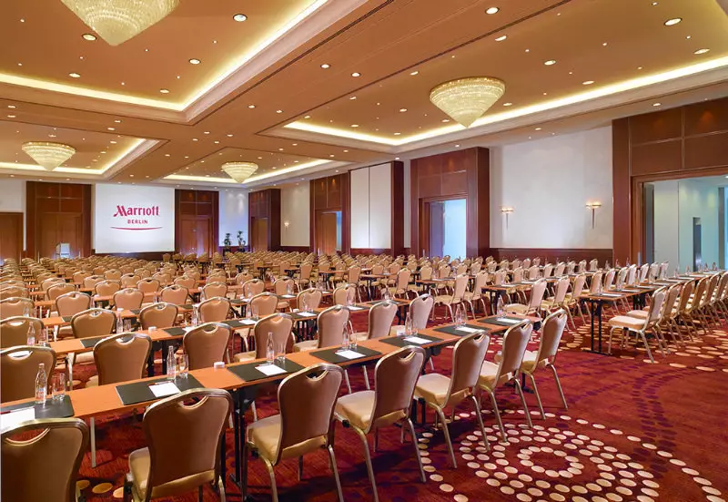 هتل Berlin Marriott Hotel برلین