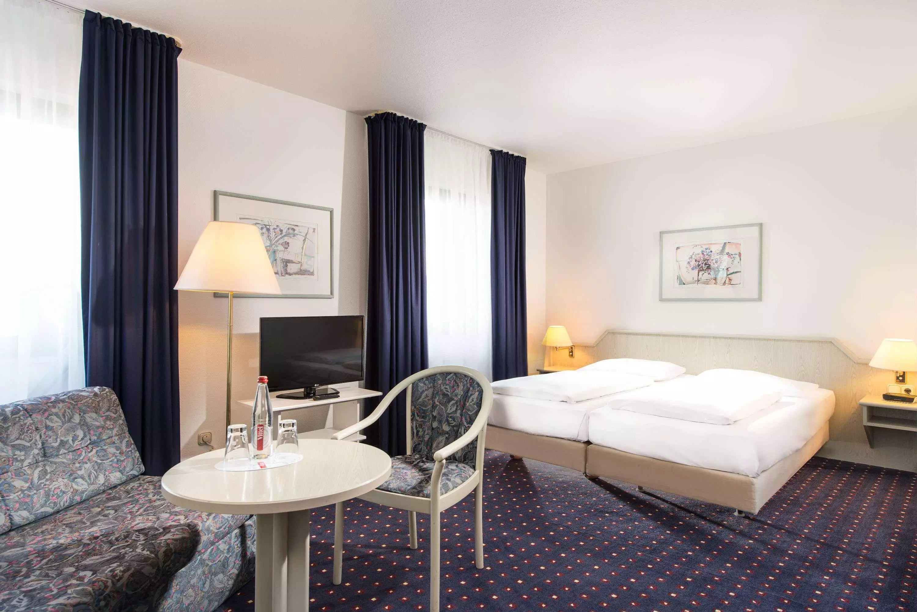 هتل Wyndham Garden Düsseldorf Mettmann Mettmann