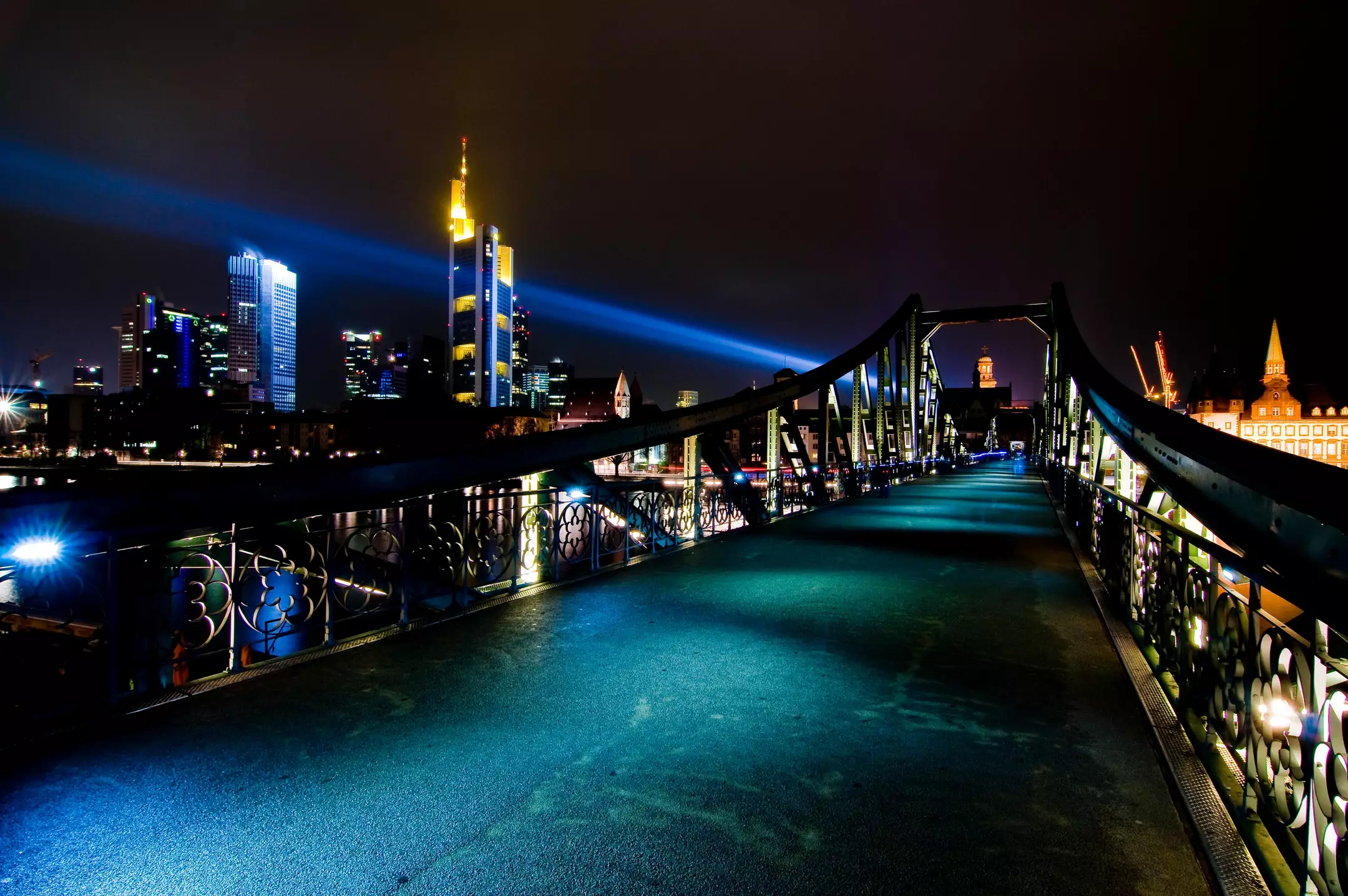 Alibaba https://cdn.alibaba.ir/ostorage/hotel-accommodation-images/69f851ea61ec039ef75b1e2b_Frankfurt-am-Main-Holiday-Inn-Express-Frankfurt-Messe-1.webp