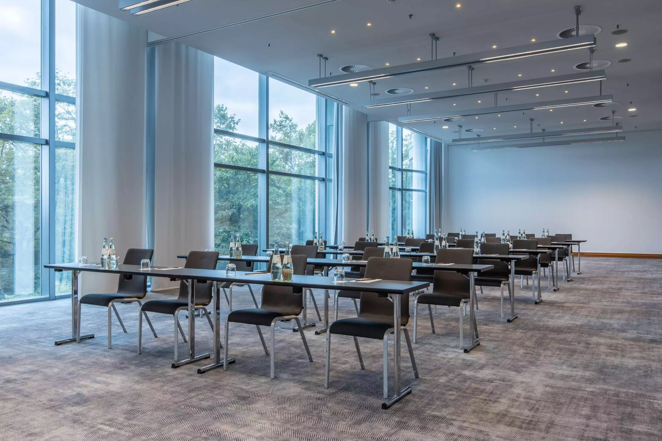 هتل Radisson Blu Hotel Frankfurt فرانکفورت