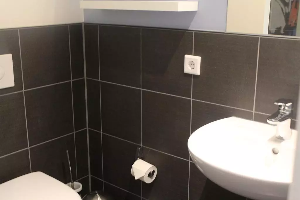 Alibaba https://cdn.alibaba.ir/ostorage/hotel-accommodation-images/69f883ac61ec039ef75b3d4f_Berlin-One80-Hostel-1.webp