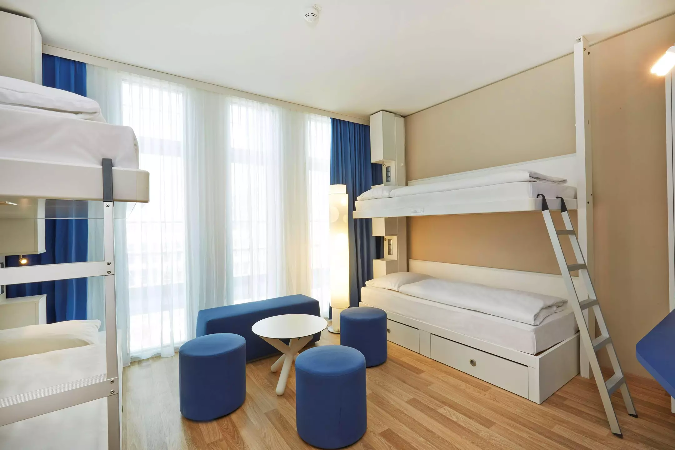 Alibaba https://cdn.alibaba.ir/ostorage/hotel-accommodation-images/69f898a561ec039ef75b4441_Munich-H2-Hotel-M-nchen-Messe-1.webp