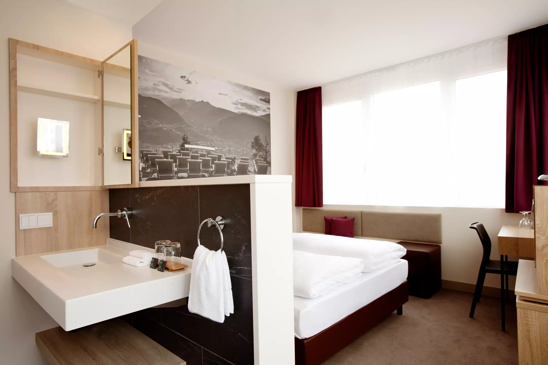 هتل Vienna House Easy München مونیخ