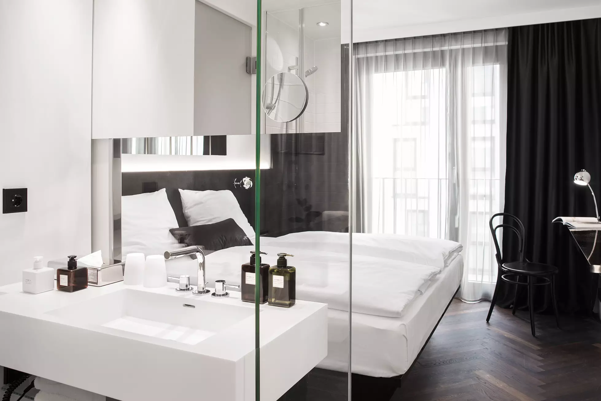 Alibaba https://cdn.alibaba.ir/ostorage/hotel-accommodation-images/69f8b556eb1ae654aaa5c1df_Berlin-Hotel-AMANO-Grand-Central-1.webp