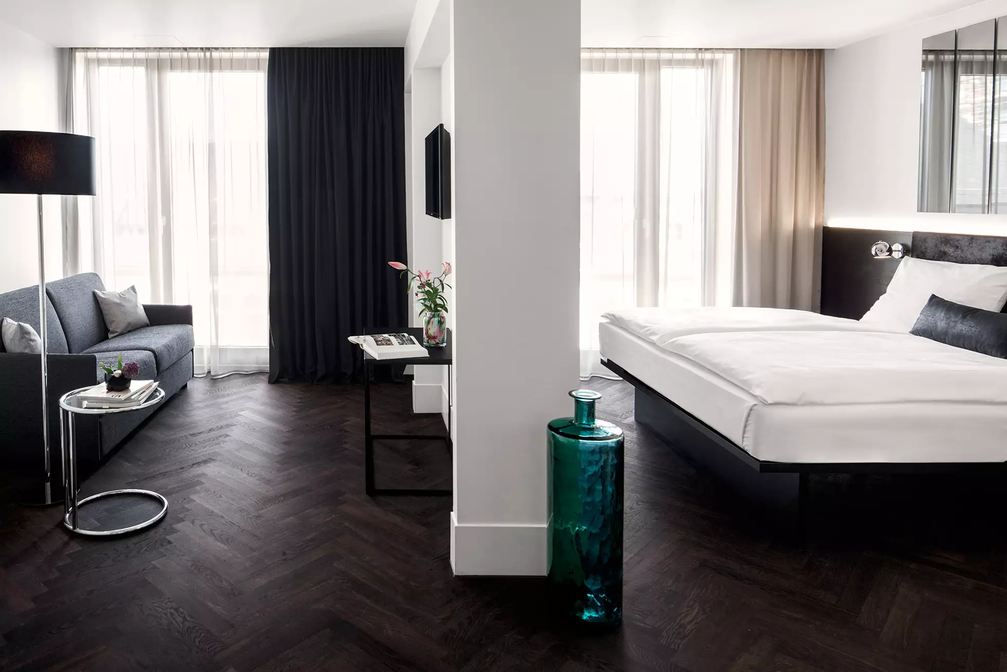هتل Hotel AMANO Grand Central برلین